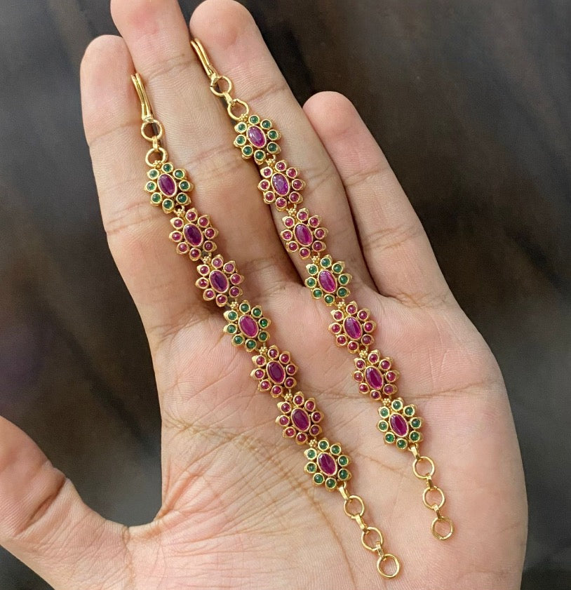 Floral earchain Ea055