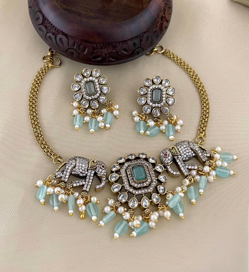 Elephant victorian choker N556