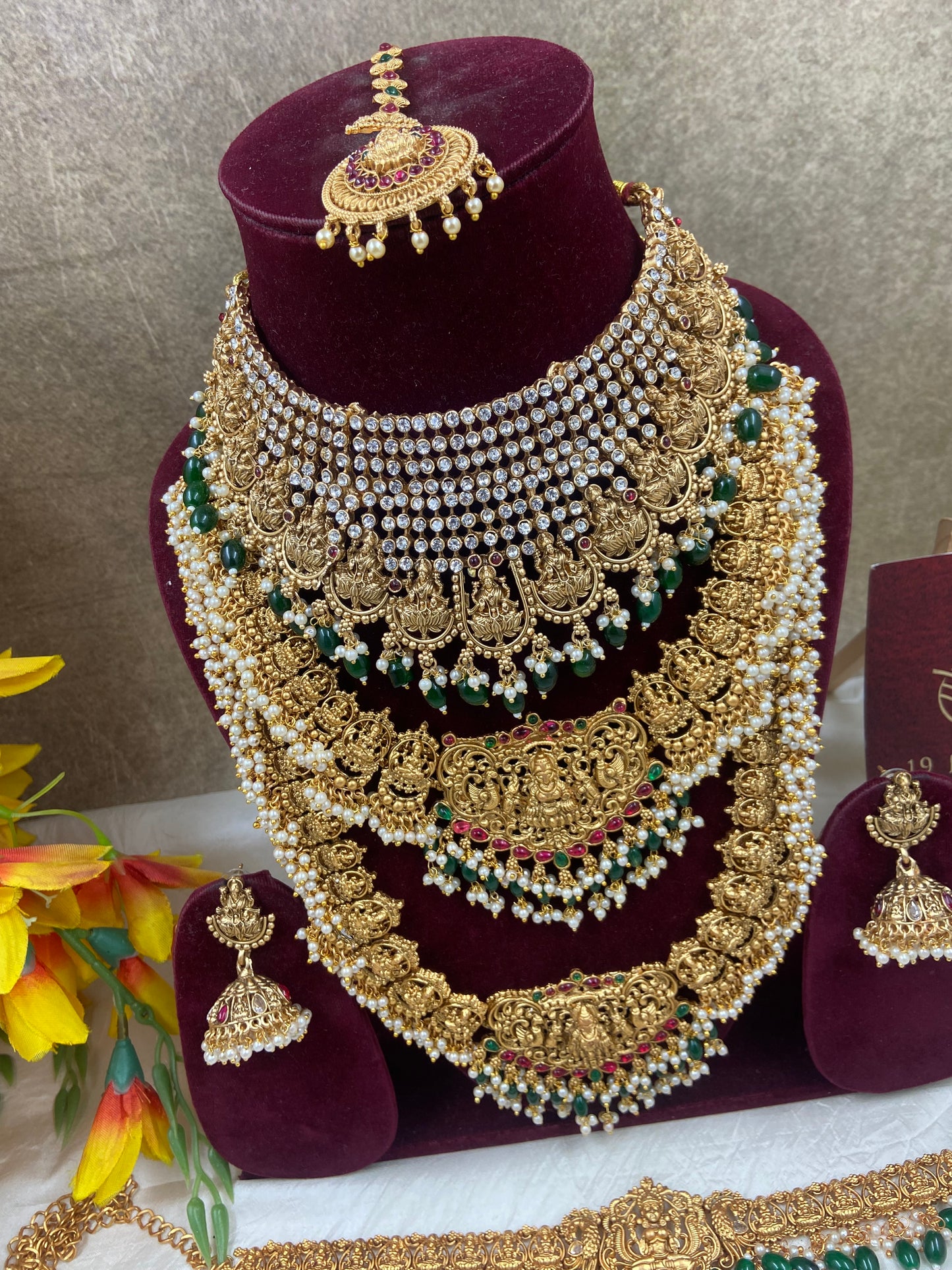 Grand semi bridal jewellery Sb476
