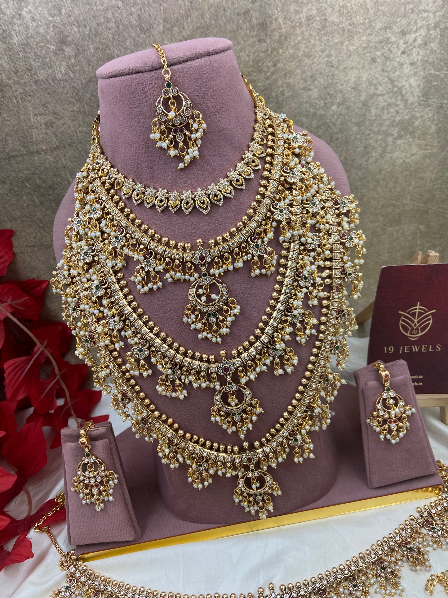 Gutapussalu full bridal jewellery Br192