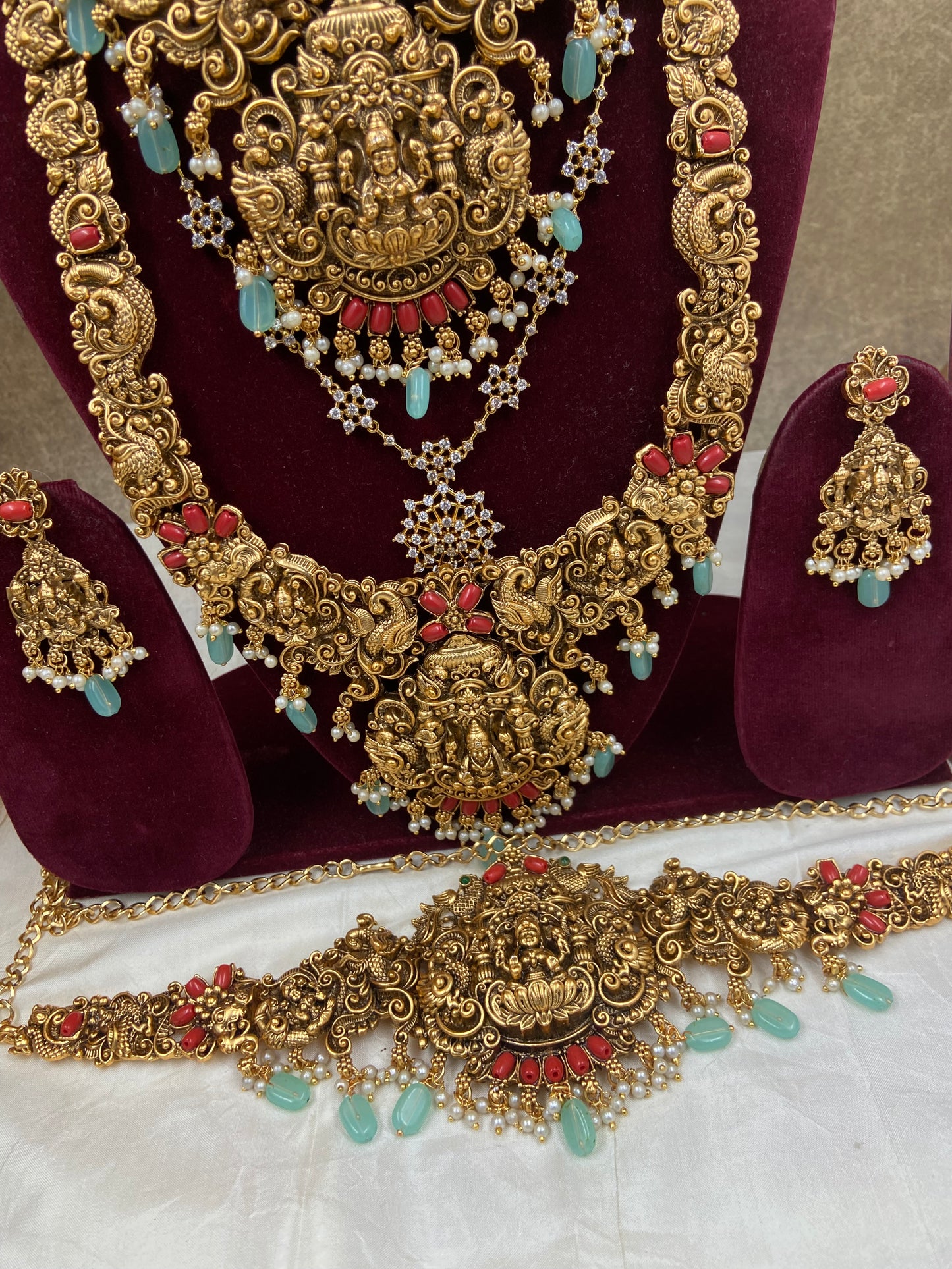 Coral and emerald semi bridal jewellery Sb442