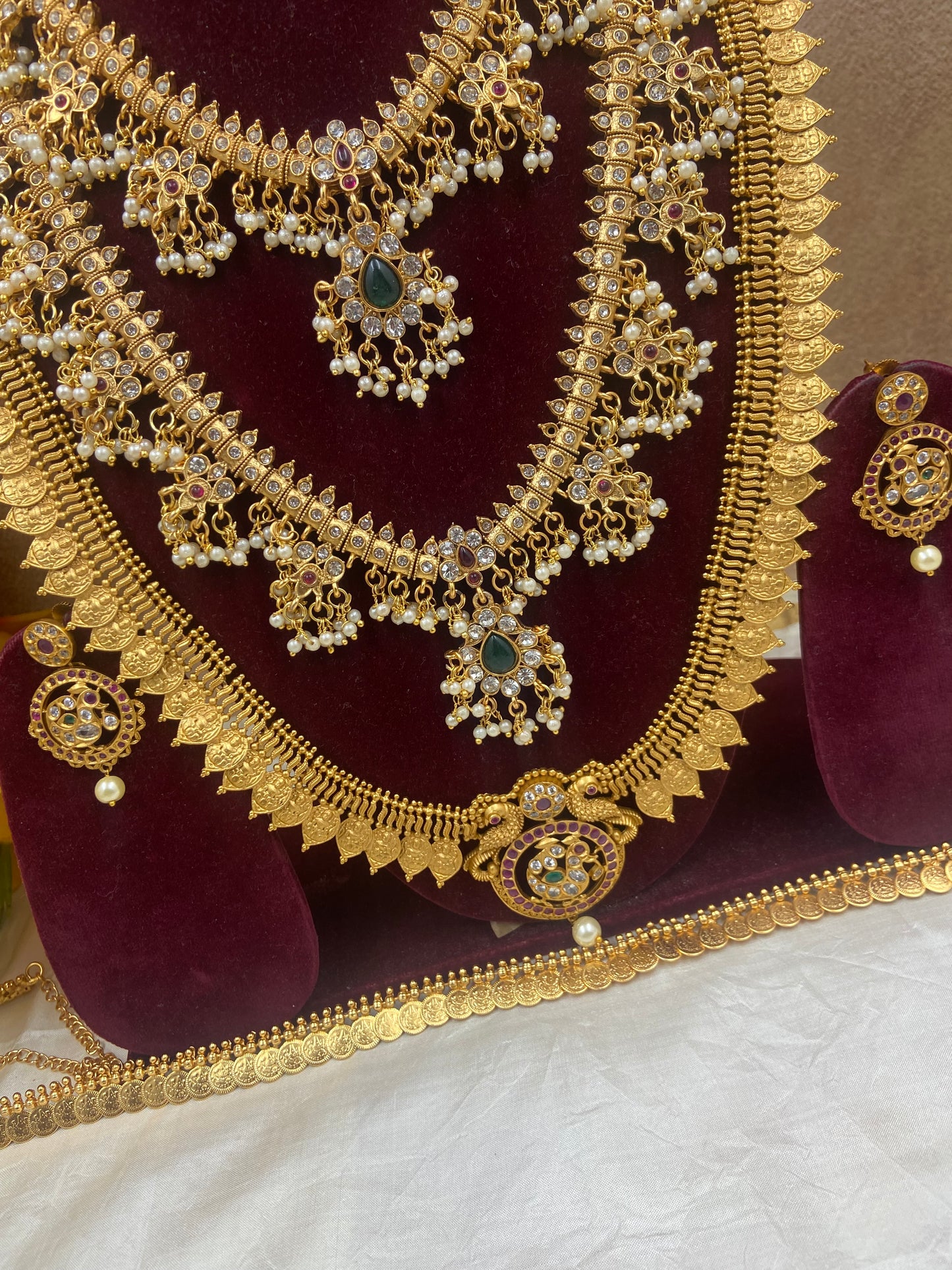 Premium coin & Gutapussalu semi bridal Sb390