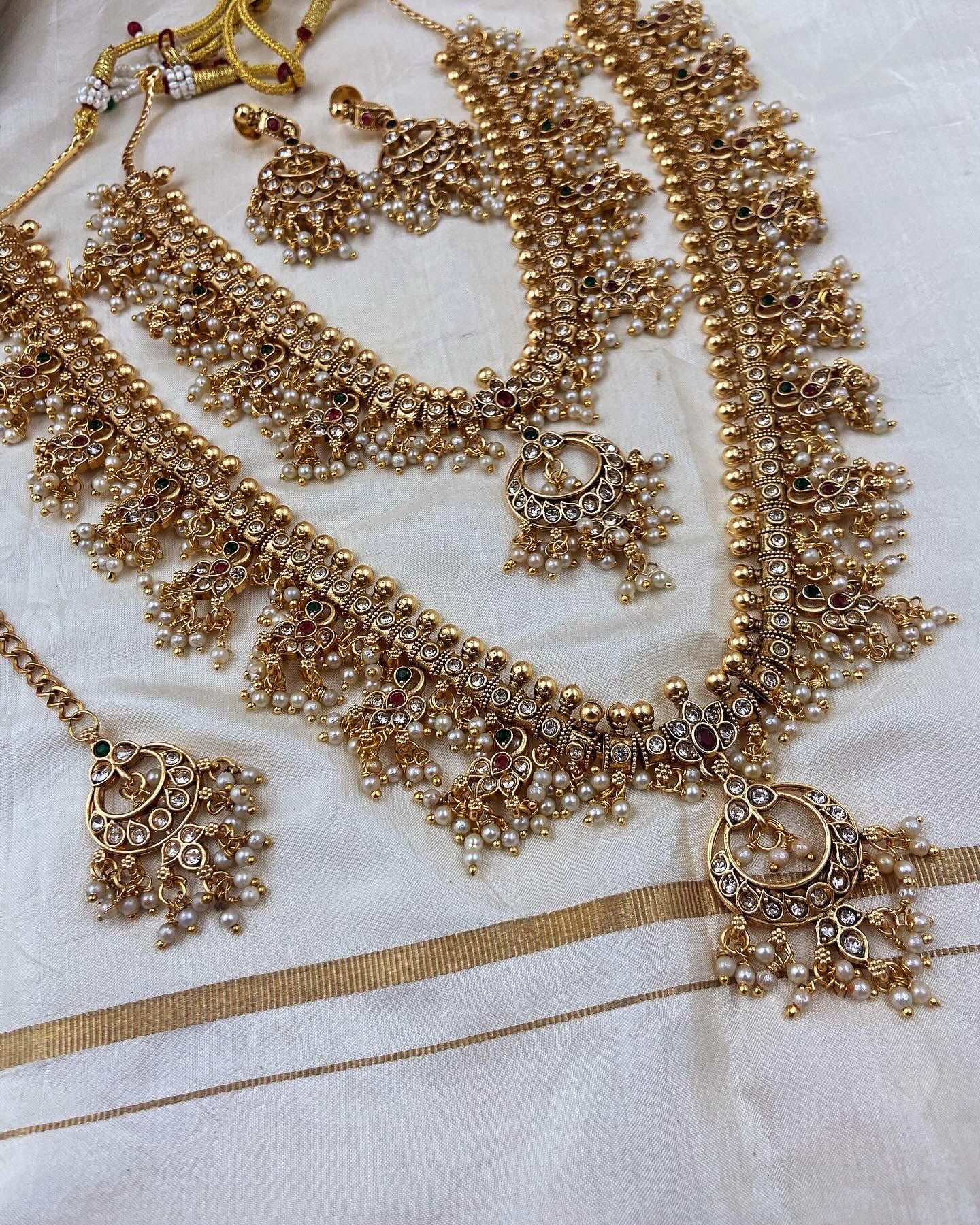 Gutapussalu combo jewel Sb305