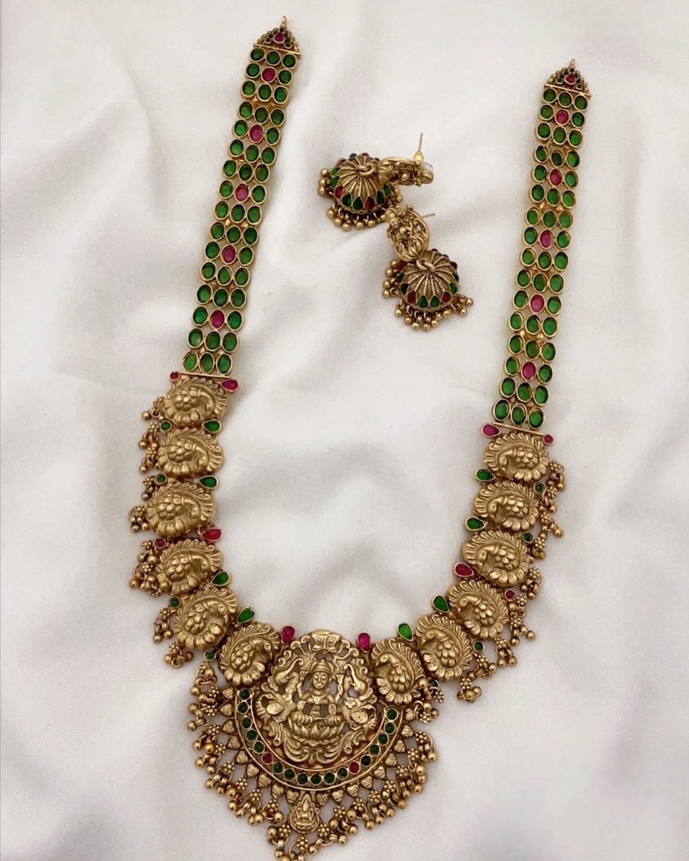 Red stones long haram N470