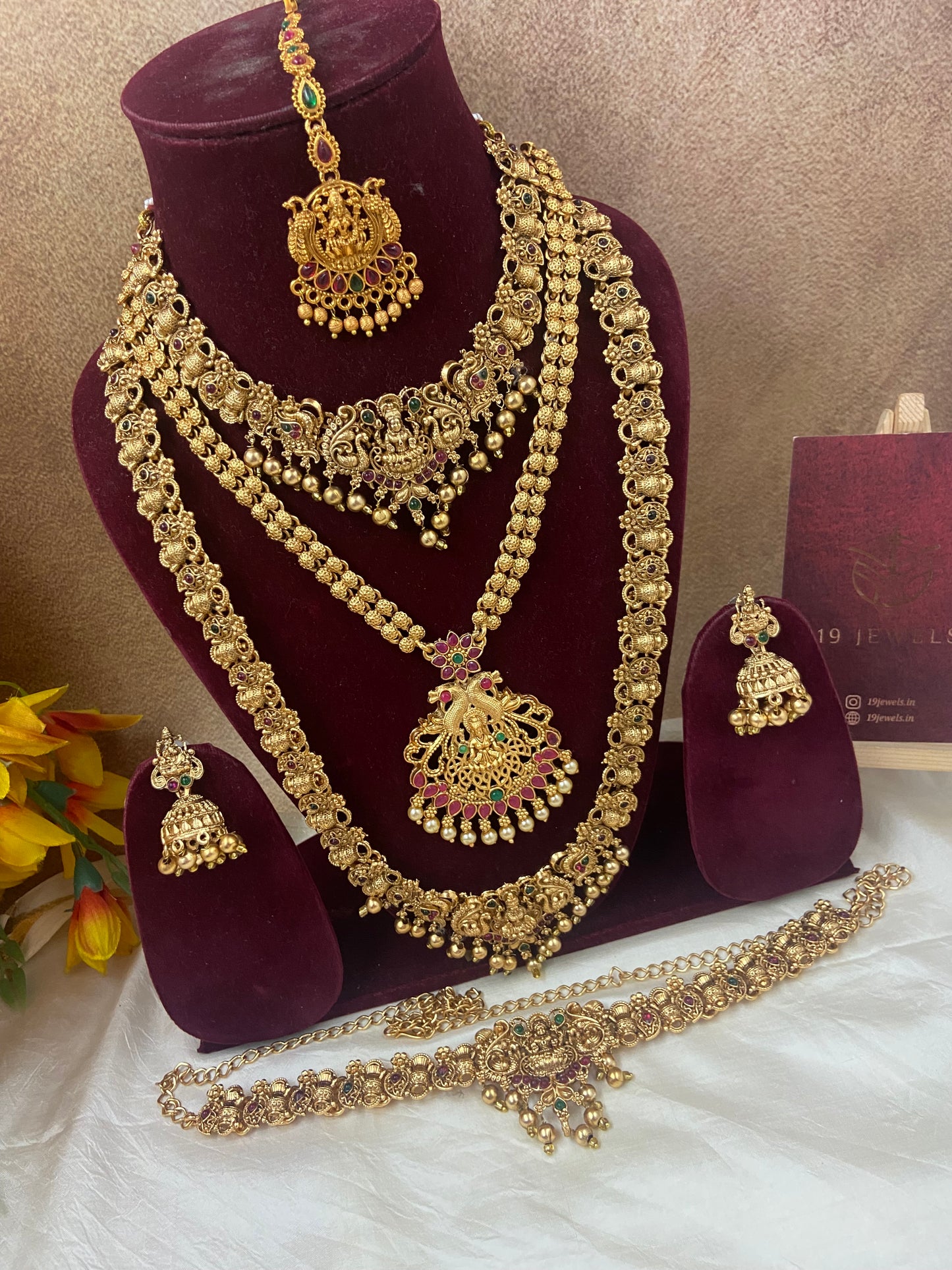 Elegant semi bridal jewellery Sb363