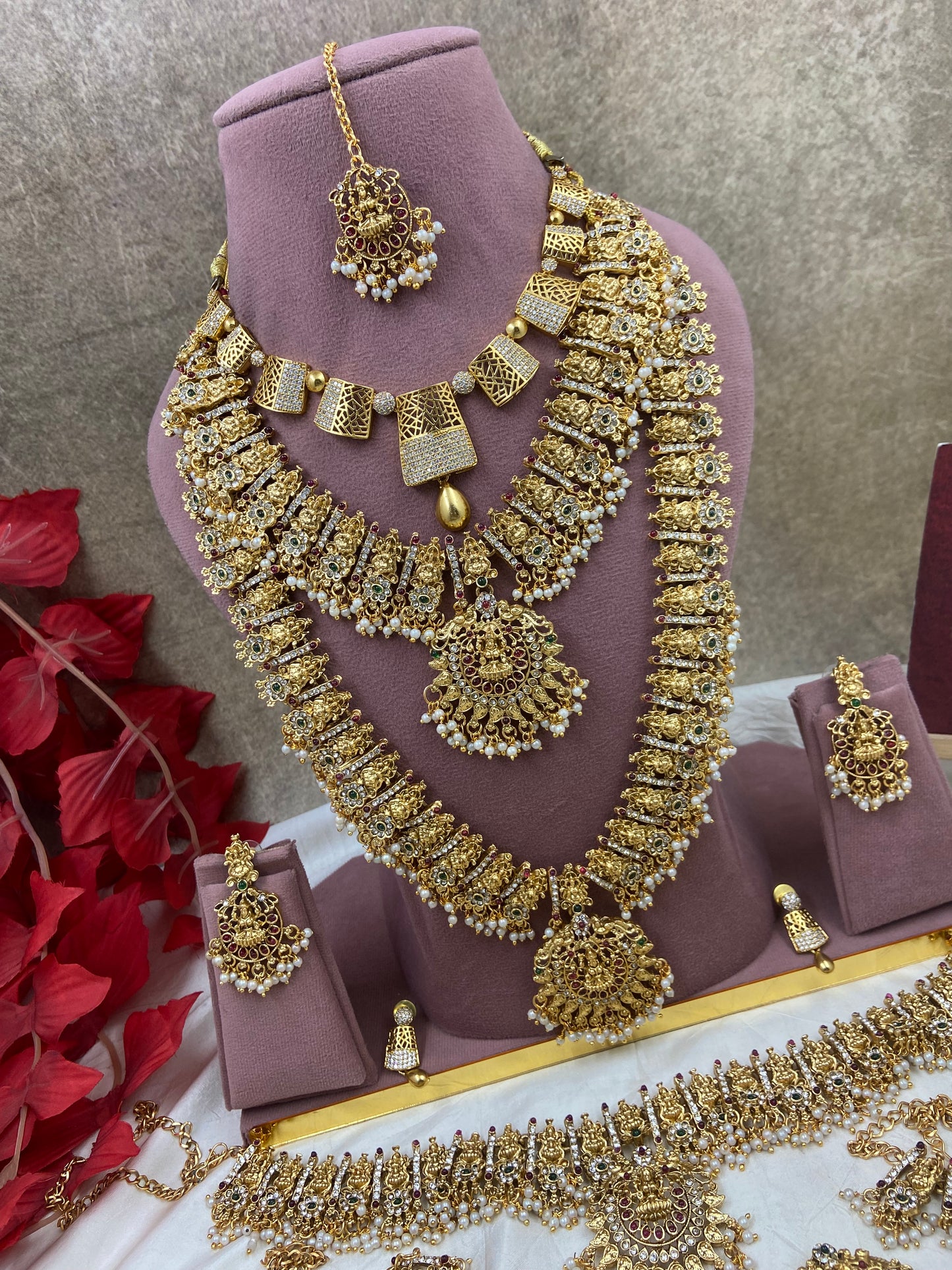 Gutapussalu full bridal jewellery Br190