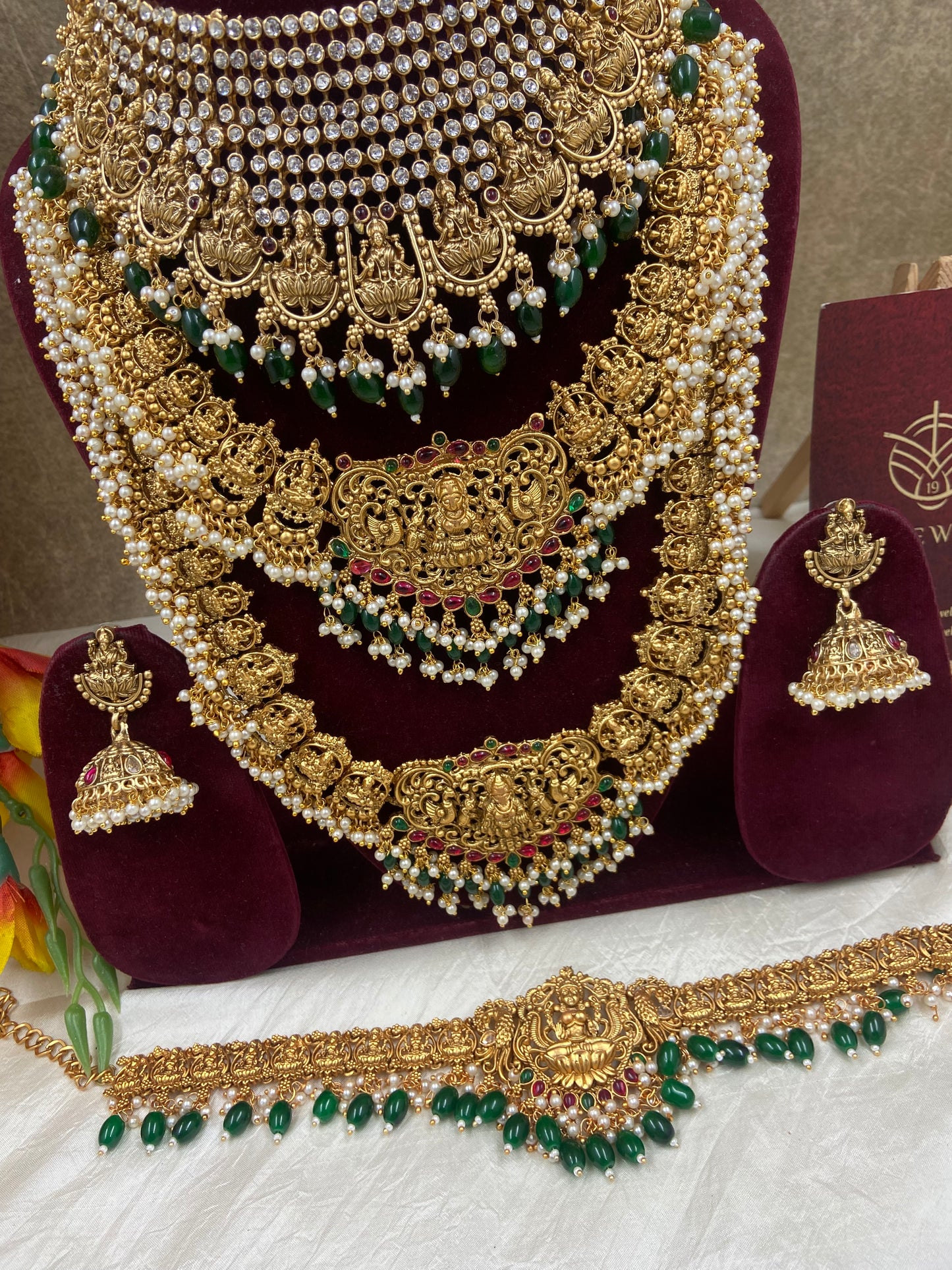 Grand semi bridal jewellery Sb476