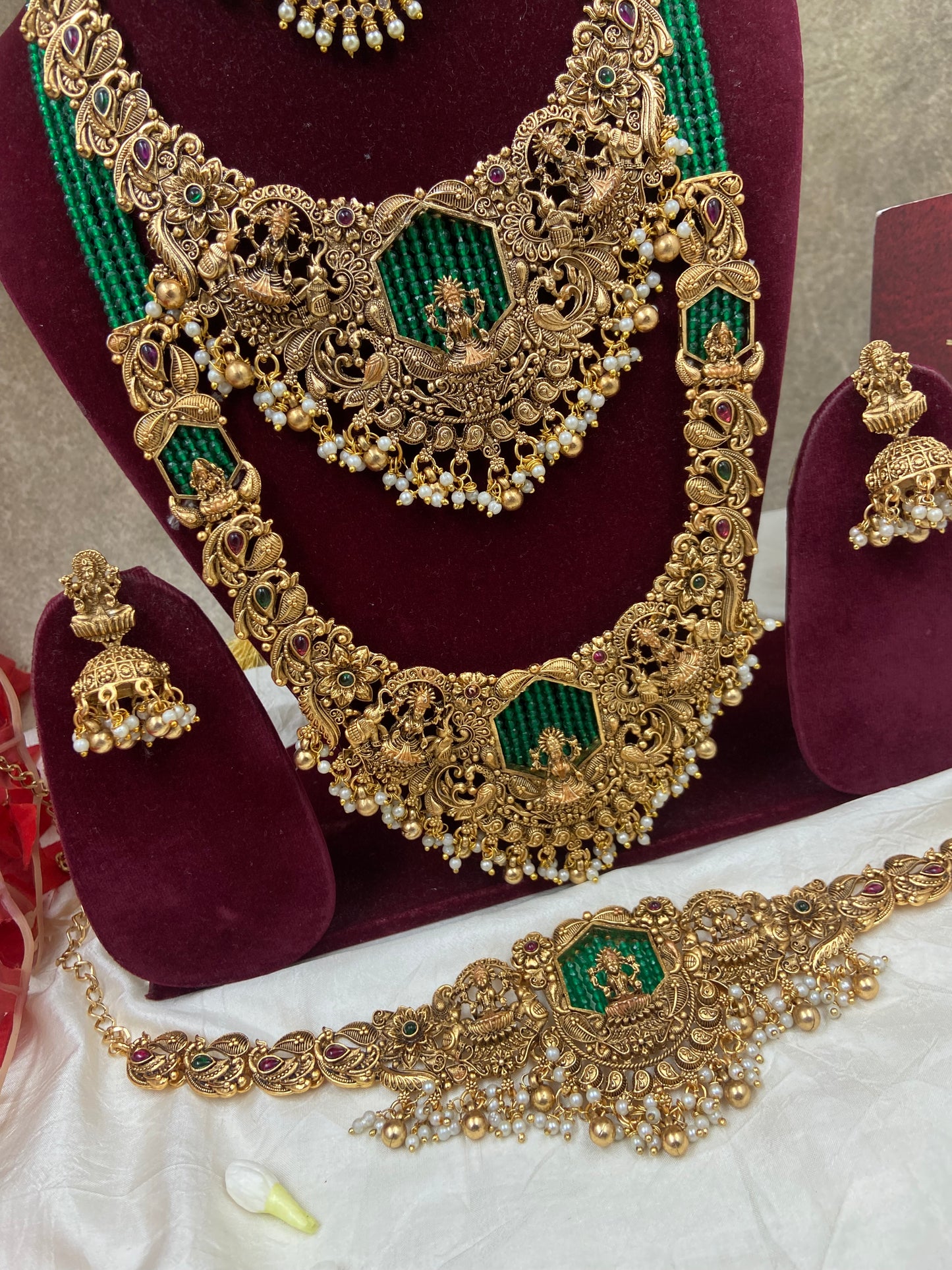 Green beaded semi bridal jewellery Sb554