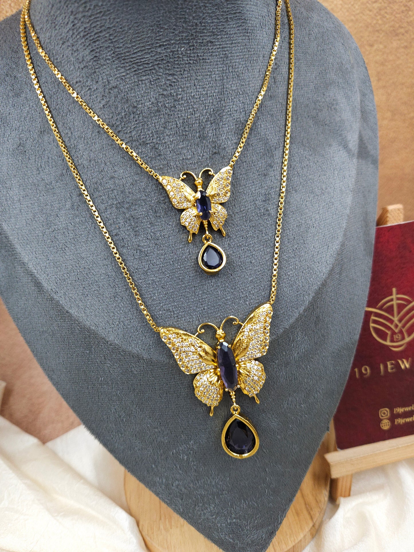 2 step butterfly necklace N1491-A22