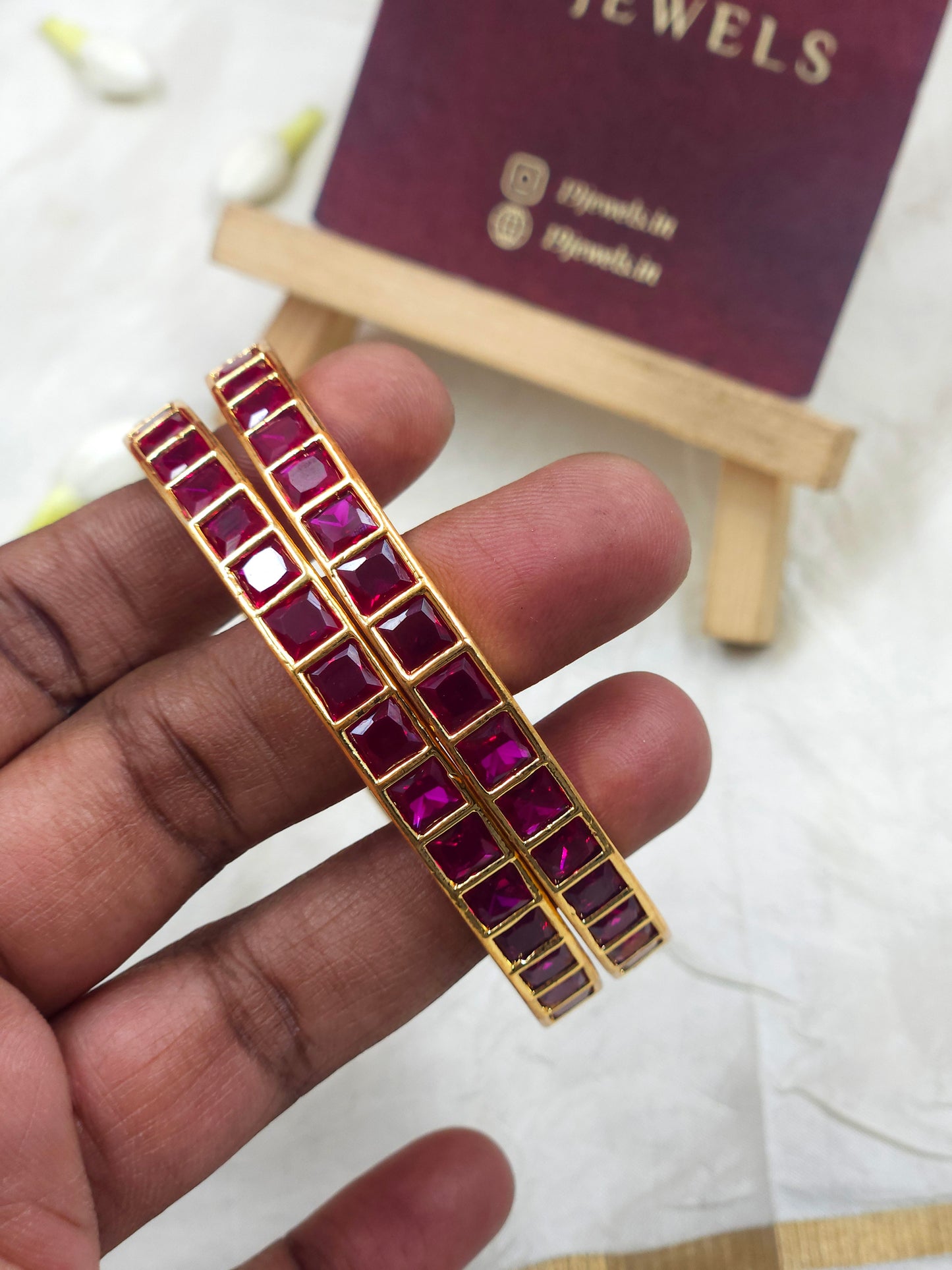 Kempu bangle Bn150