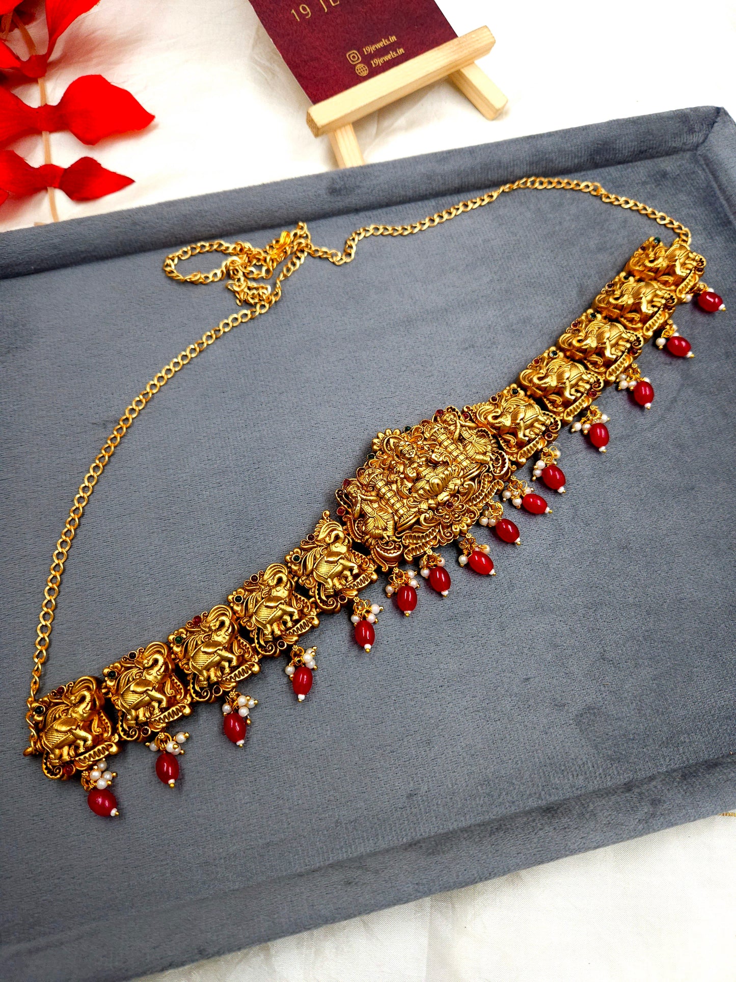3d antique hip chain Hb149