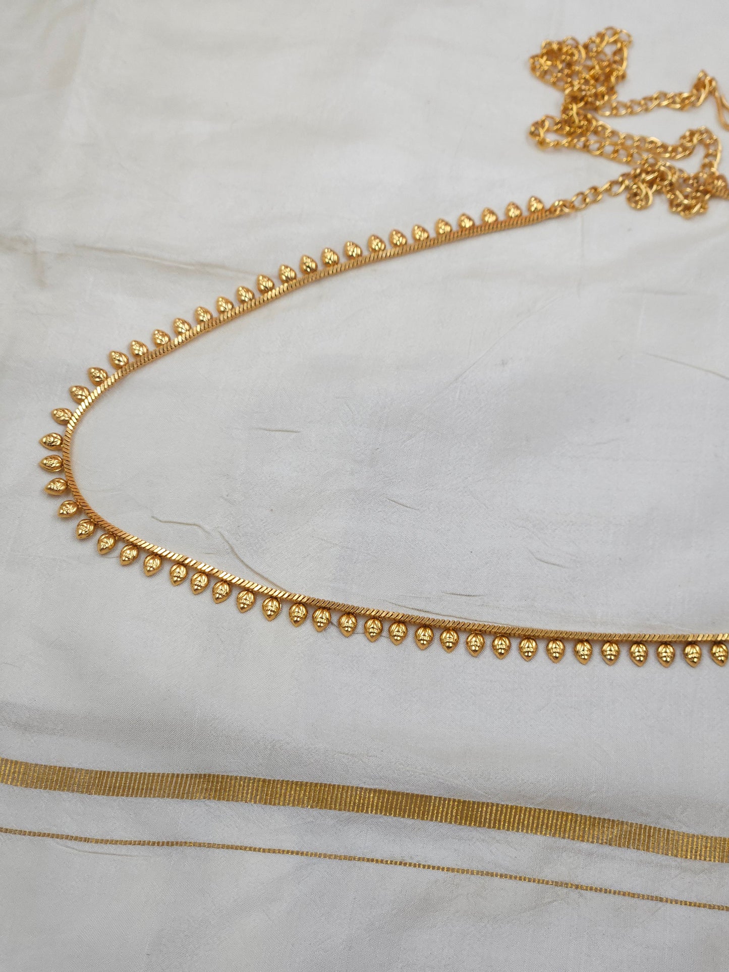 Hip chain Hb323