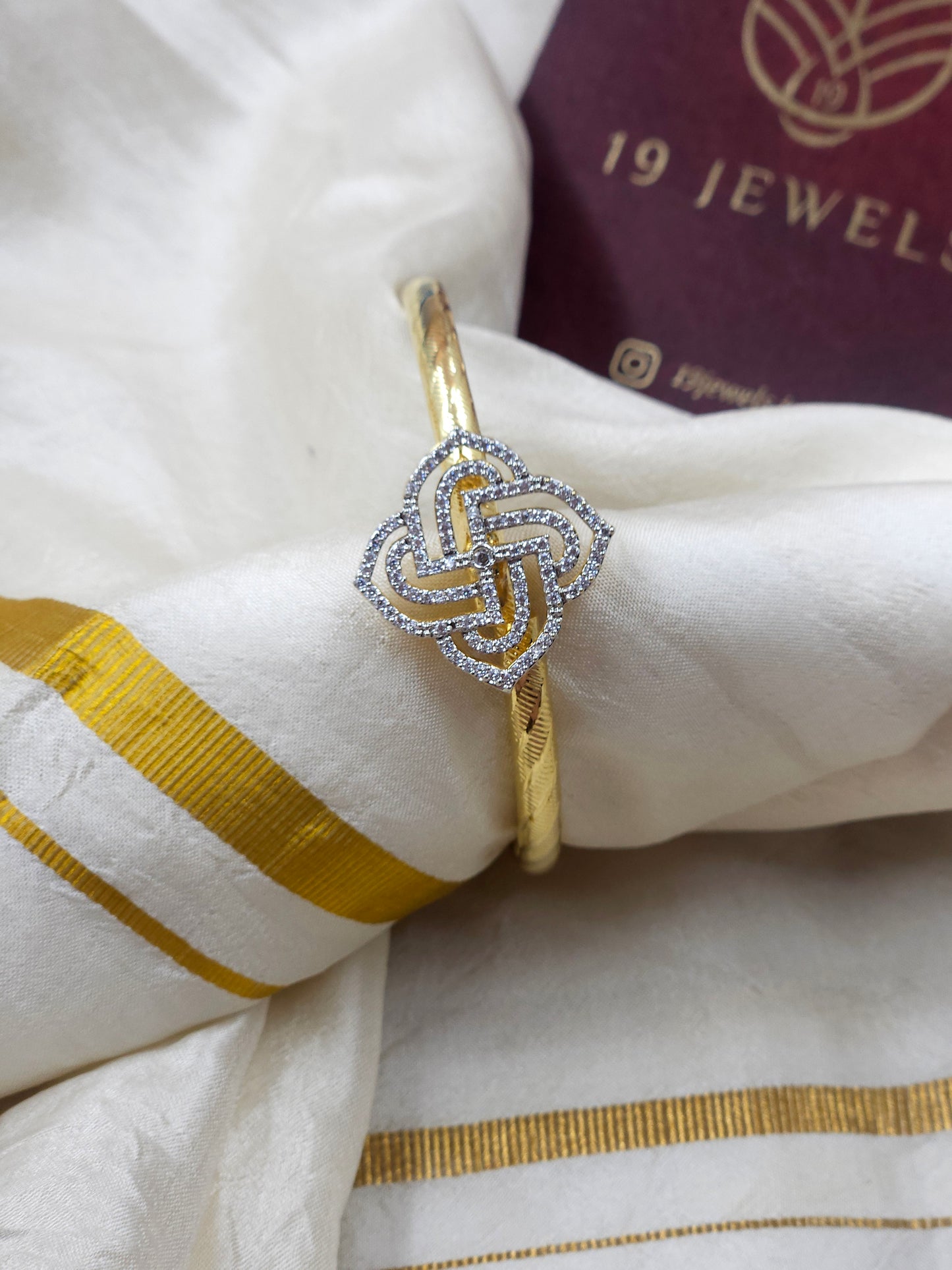 Kolam series diamond replica Bracelet Bn262