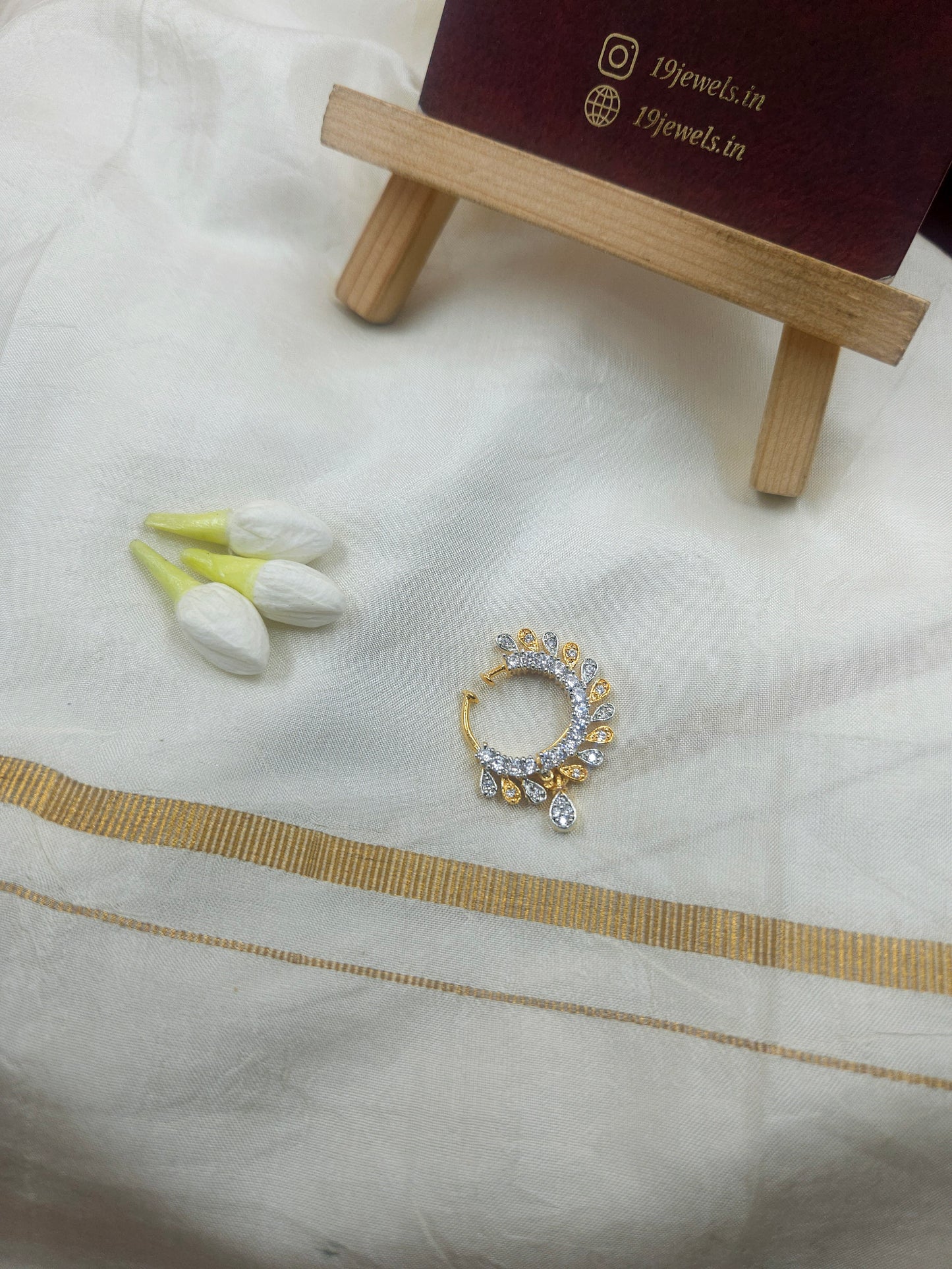 Premium left press nose pin 122