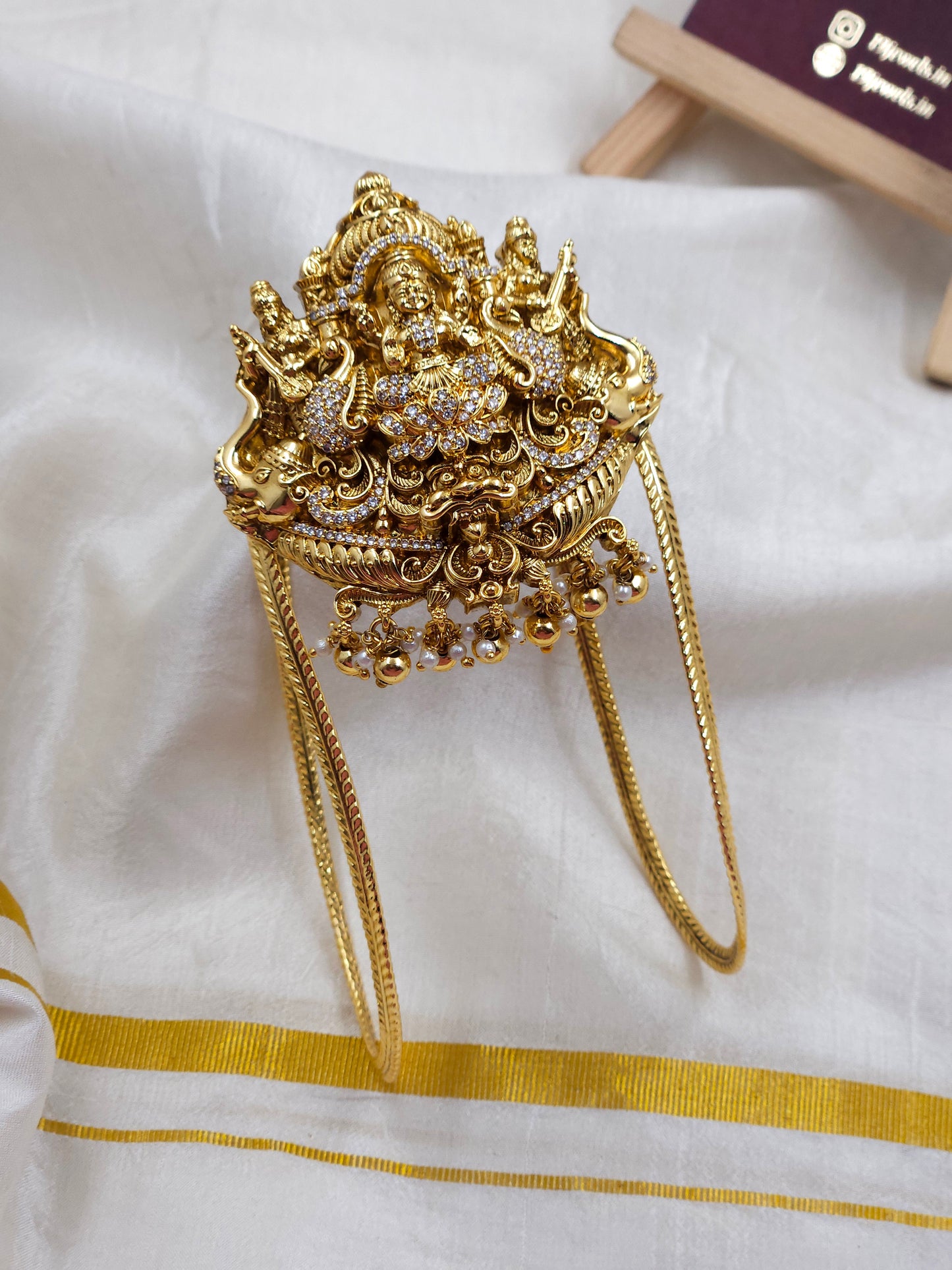 Premium gold Vangi Vn037-B13