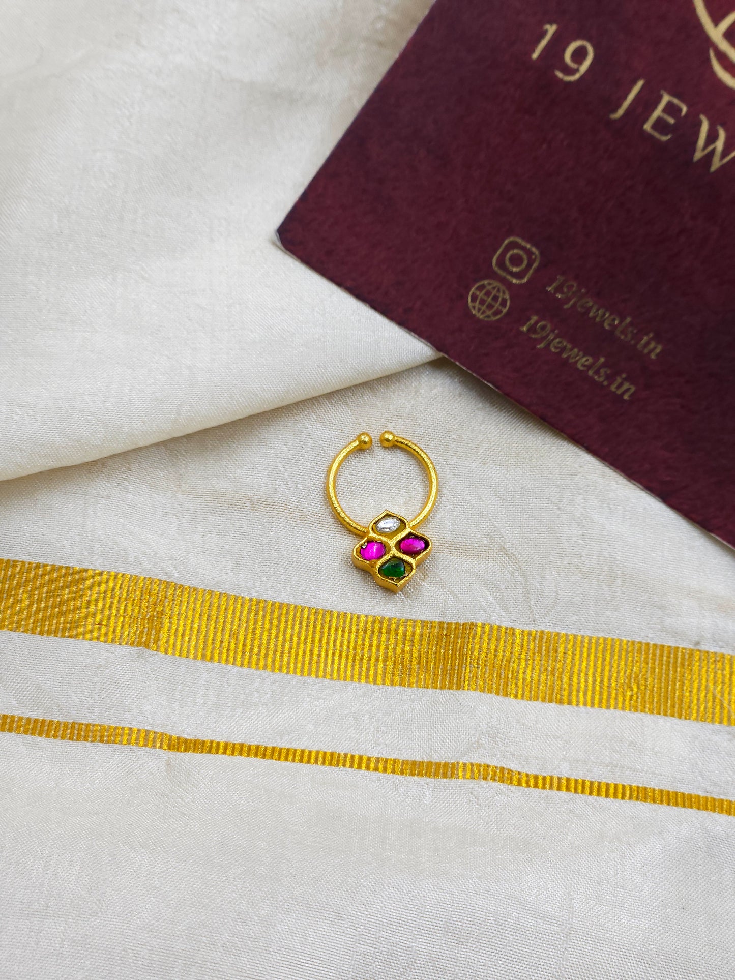 Jadau septum ring 437-J4