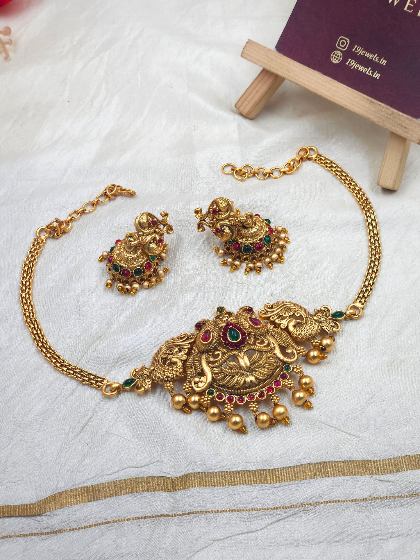 Choker necklace N314
