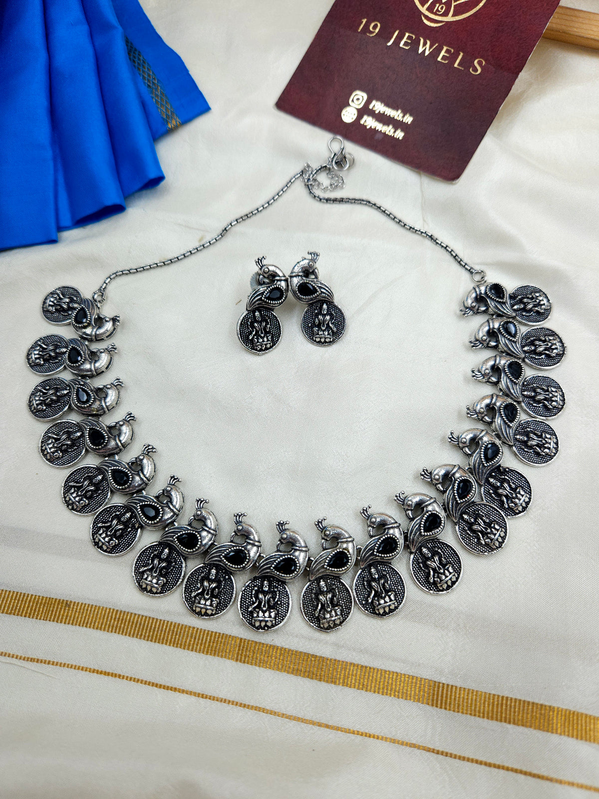 Black inspired peacock Silver jewellery Ge080