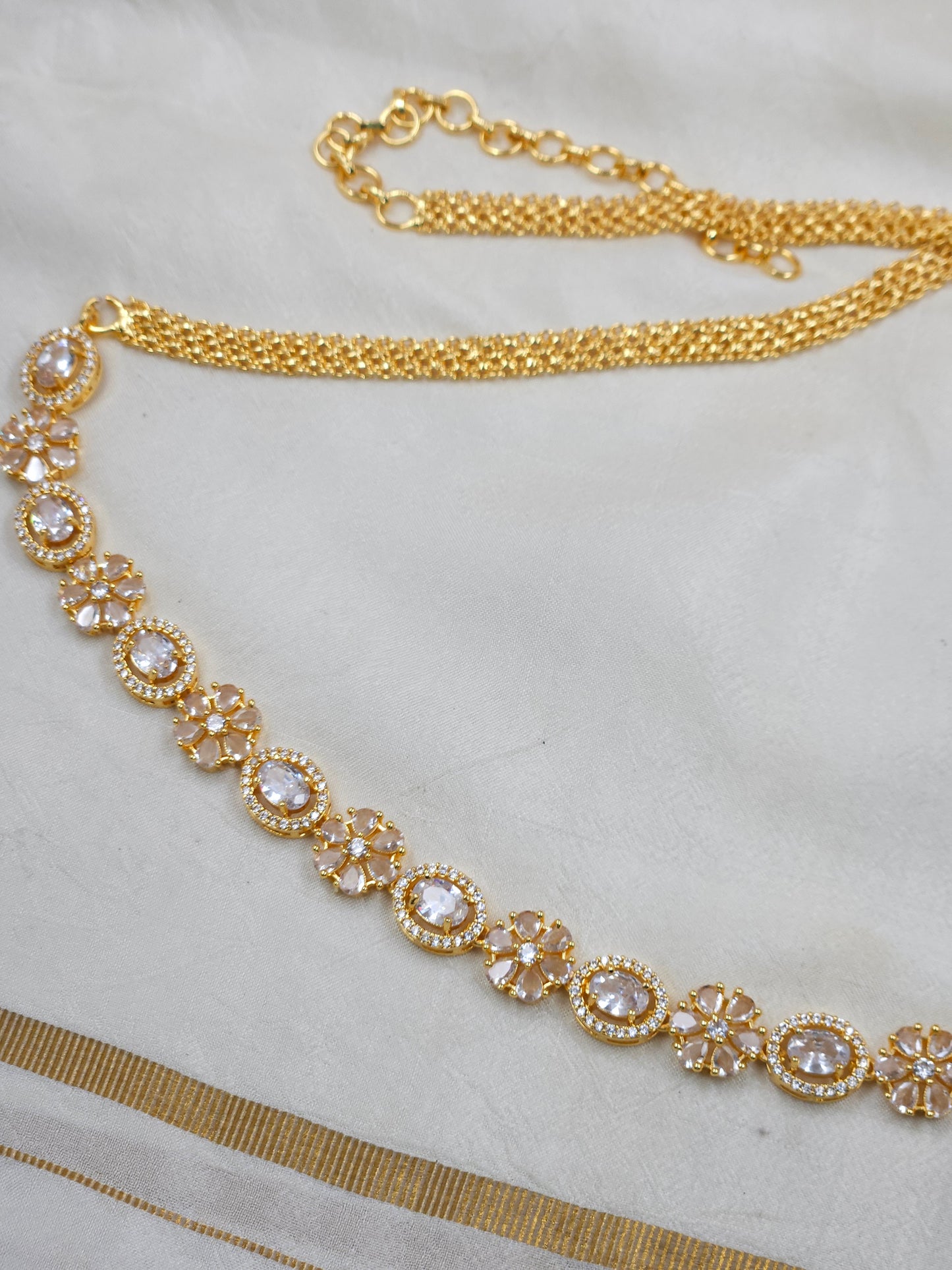 Cz Hip chain Hb351