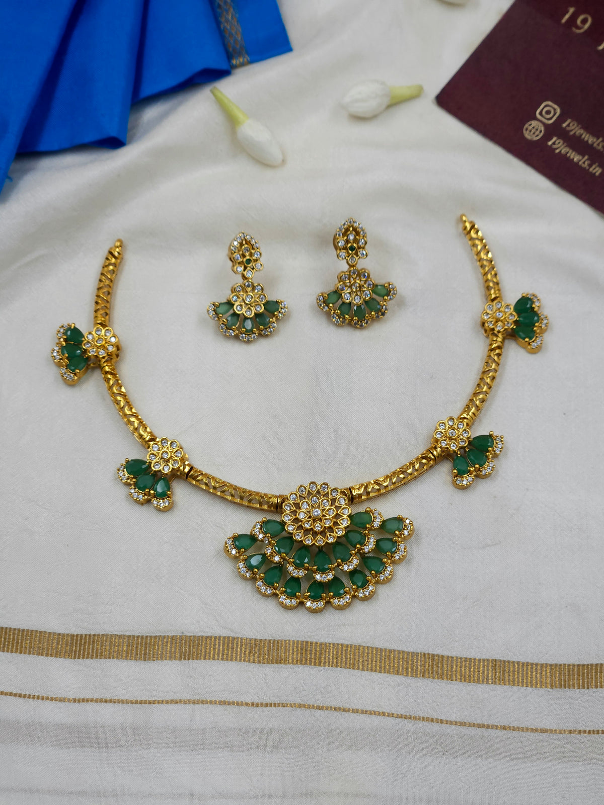 Heritage emerald necklace N1665