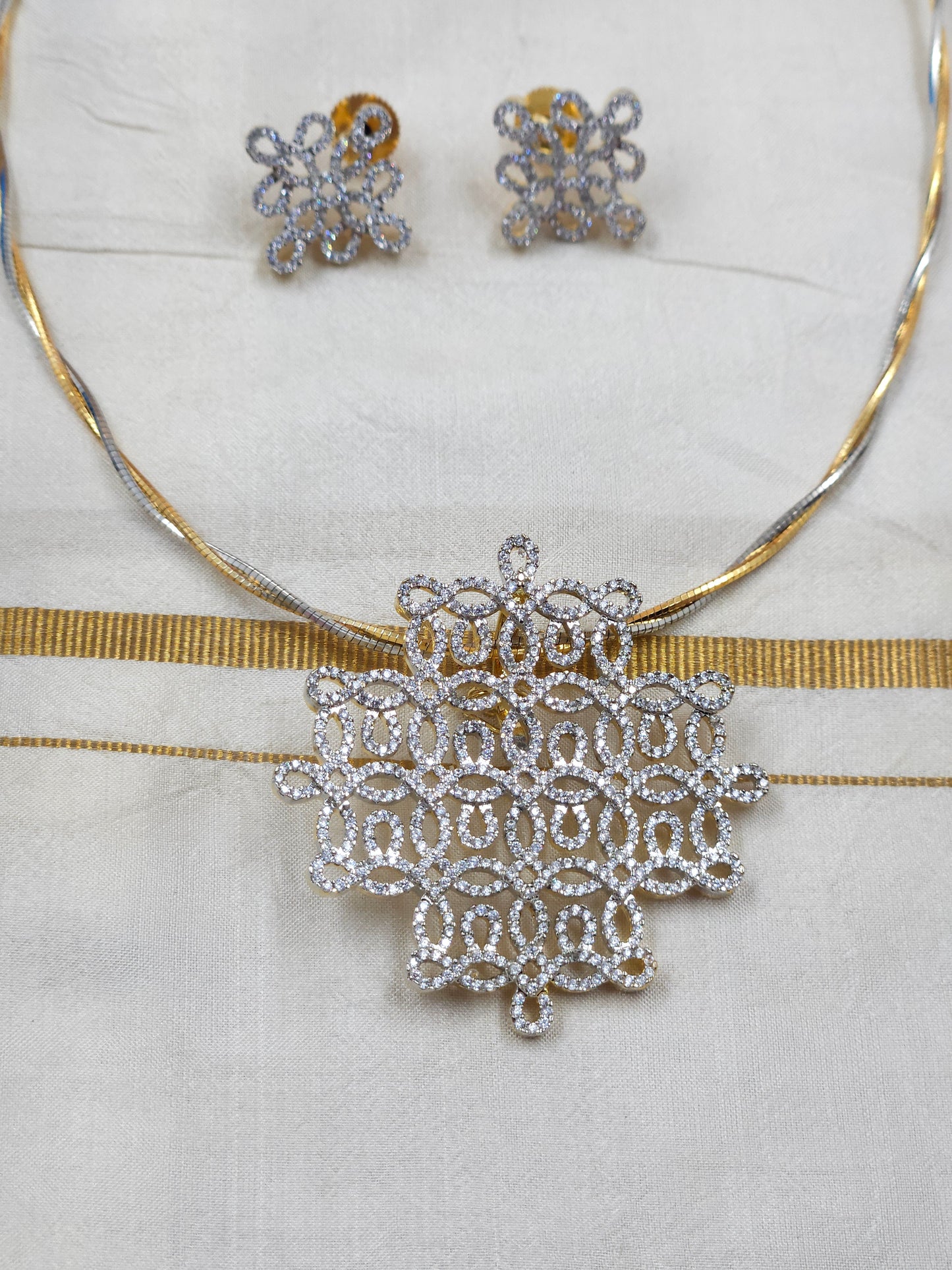 Kolam hasli Necklace N1619