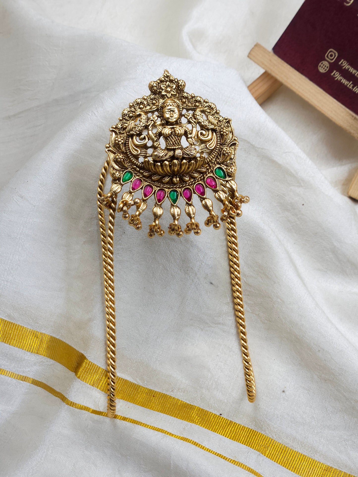 Locket Vangi Vn047-B11