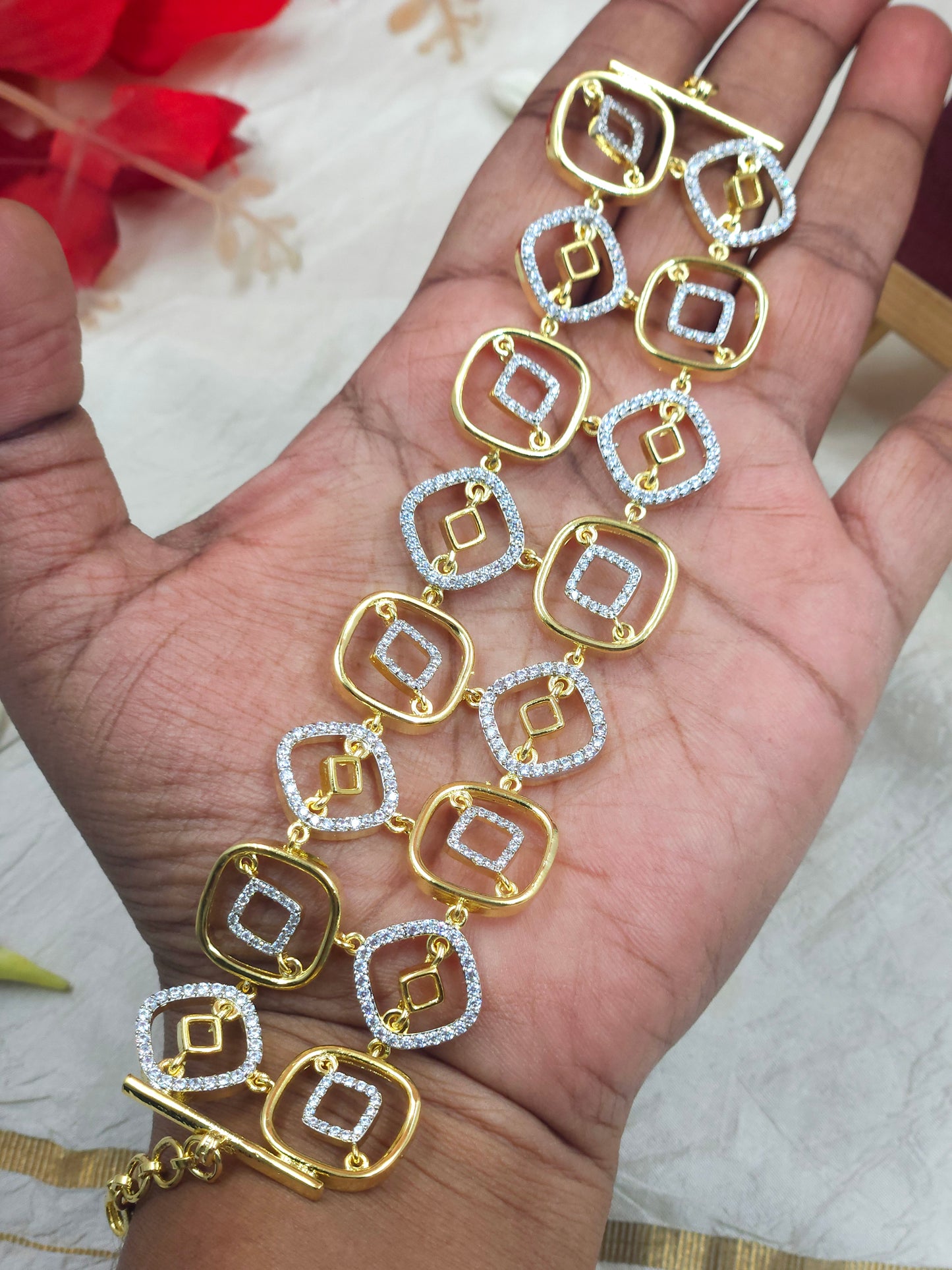 Dual-tone bracelet Bn142
