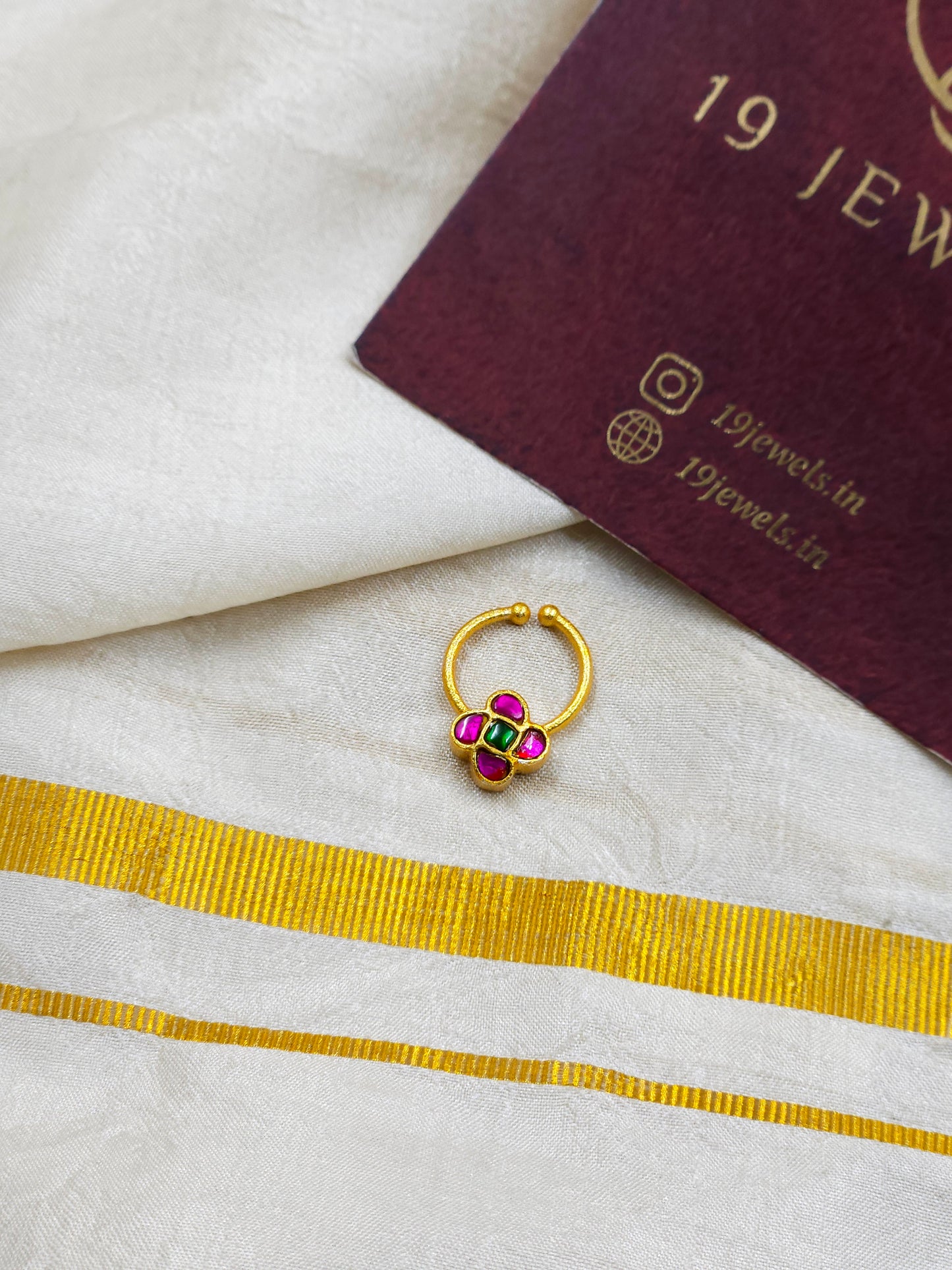 Jadau septum ring 441-J4