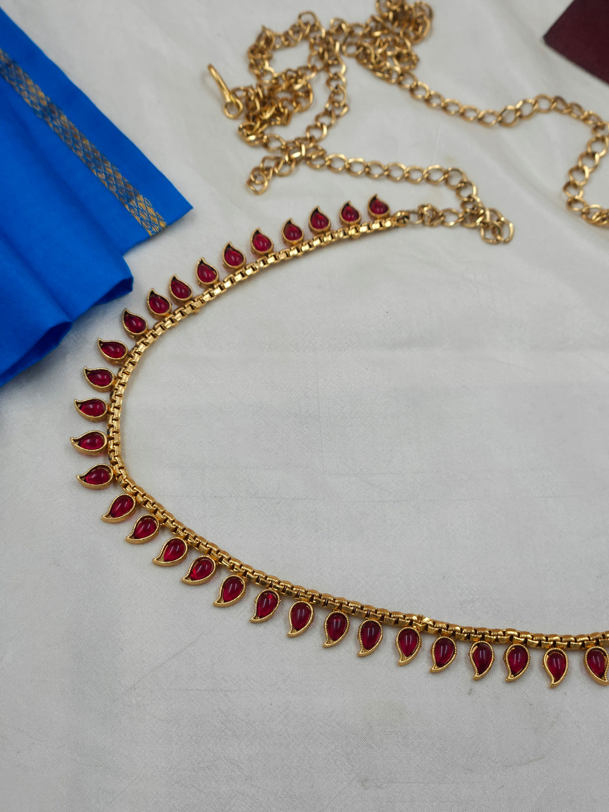 Hip chain Hb410