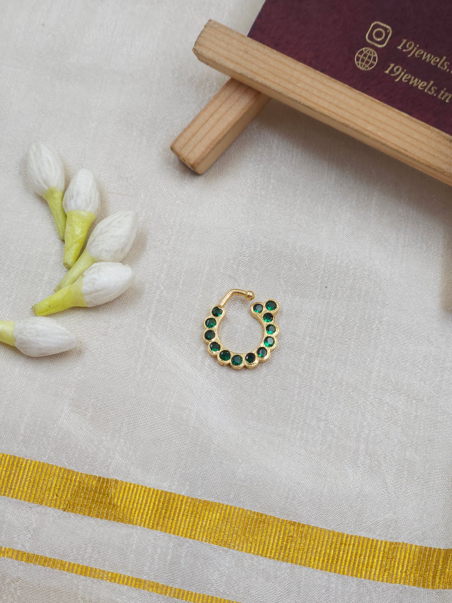 Right nose pin 375-J4