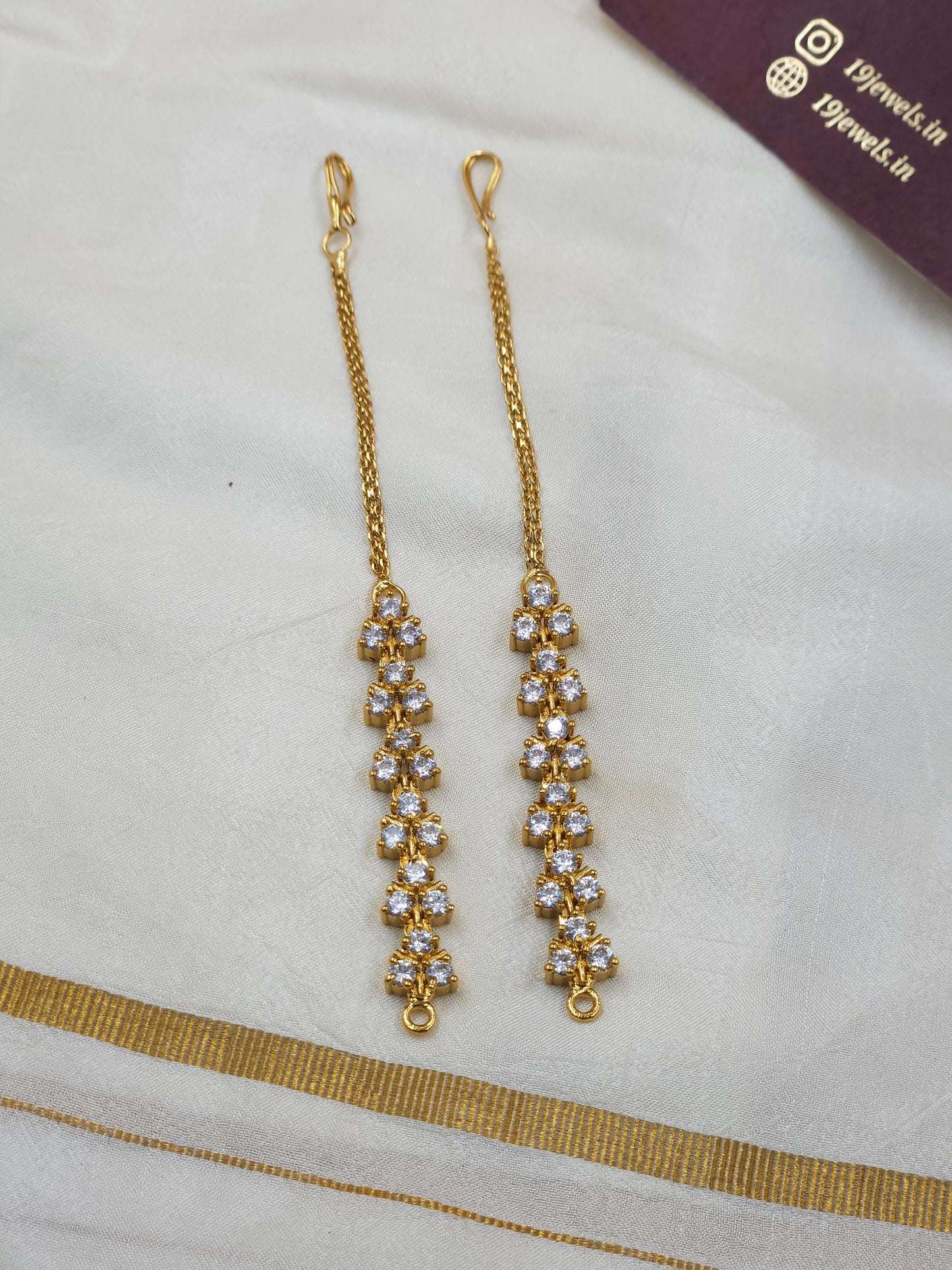 Ear chain Ea231