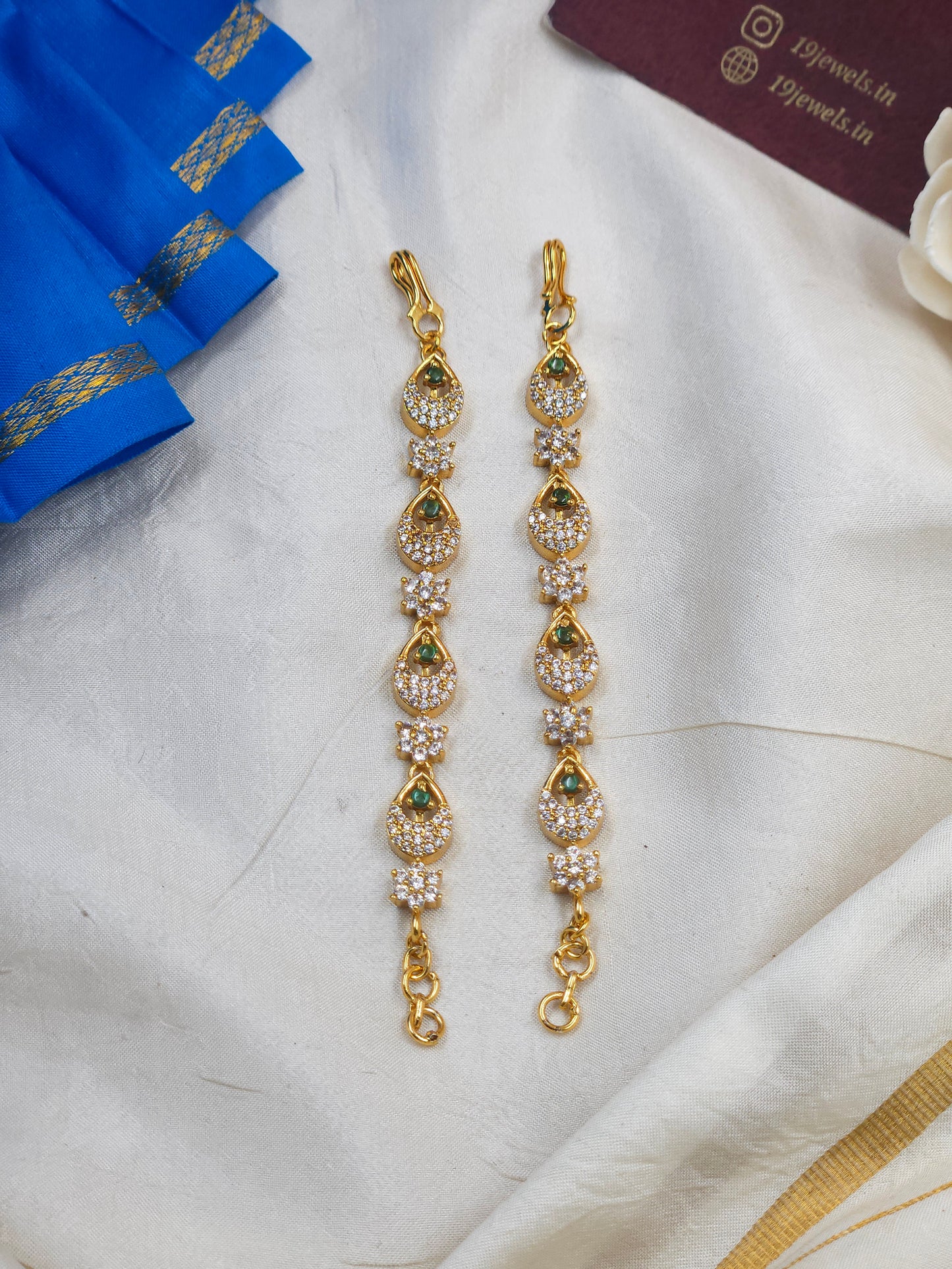 Ear chain Ea255
