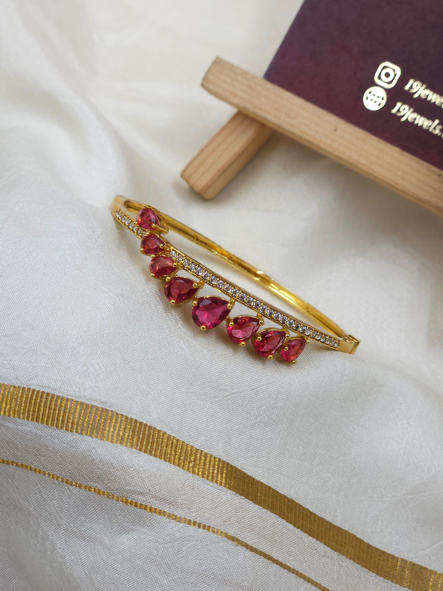 Ruby Bracelet Bn226
