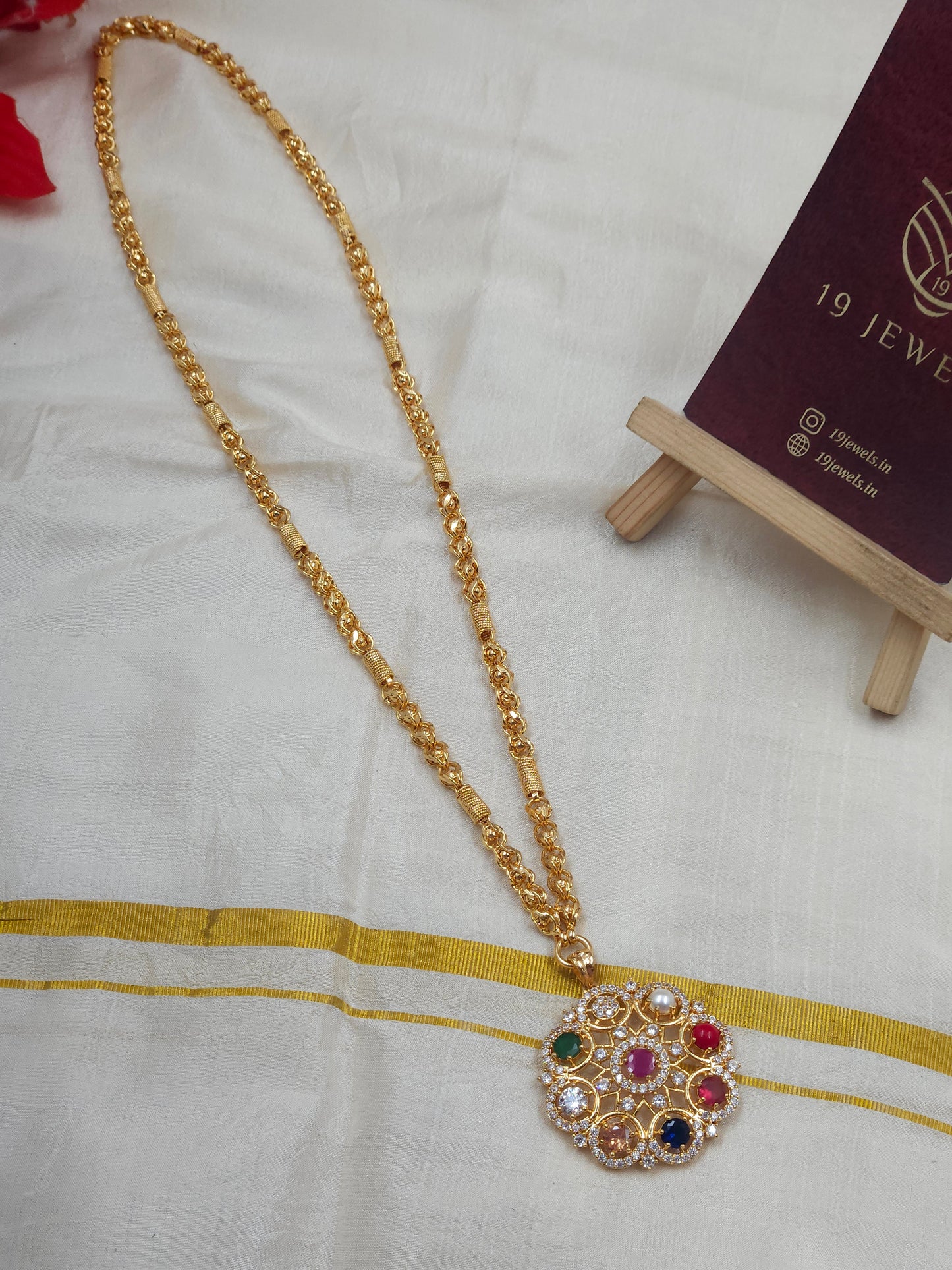 Navarathna chain N219