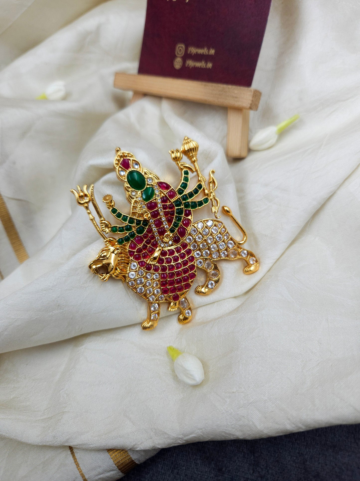 Durga devi pendant N1052