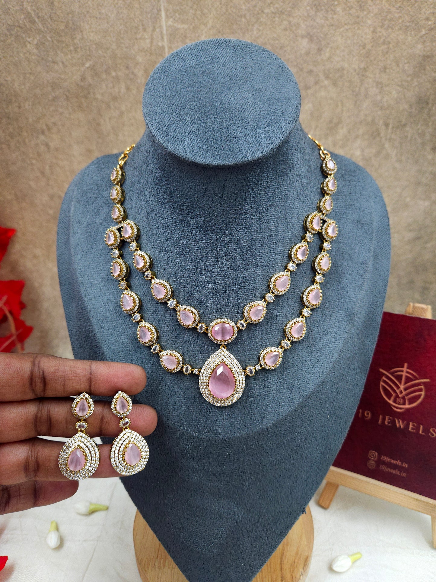 Premium baby pink stone 2 step necklace N1039