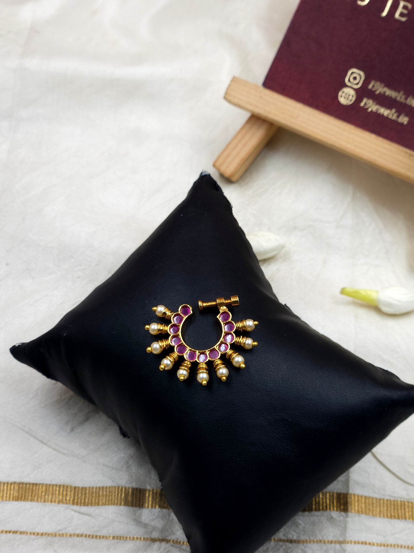 Ruby pearl nose pin146
