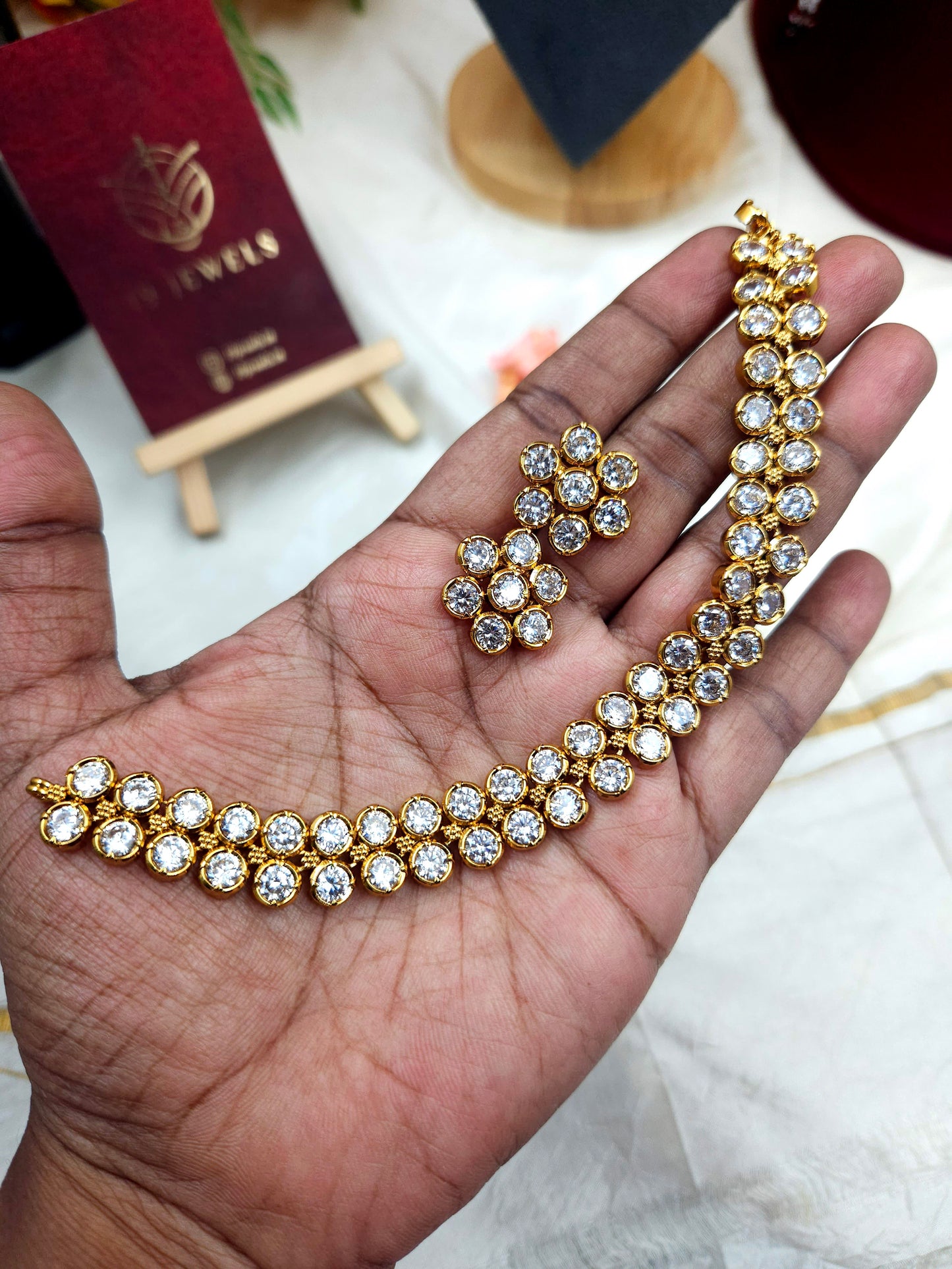 Ad stone choker N714