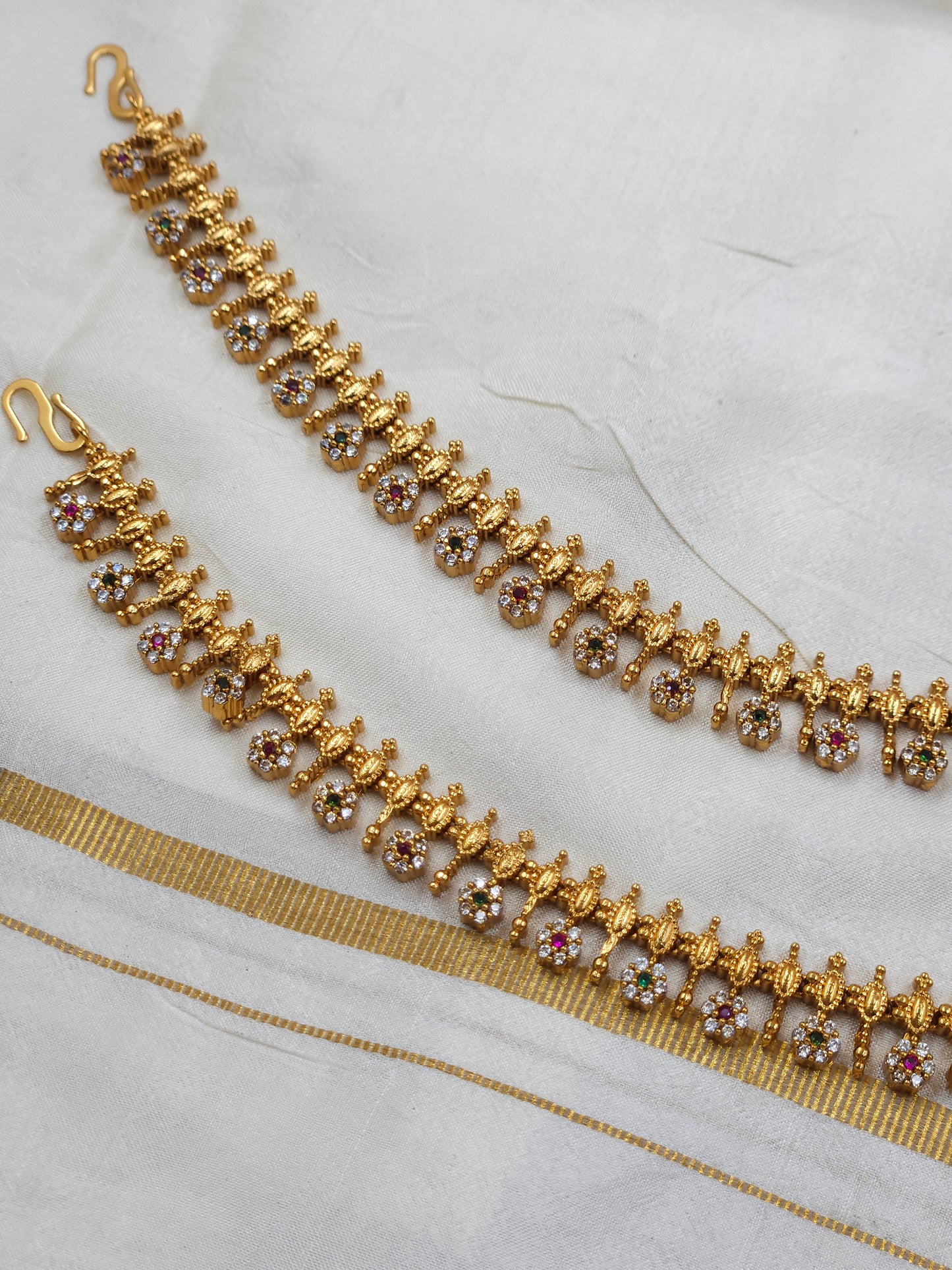 Antique Anklet An091-J2