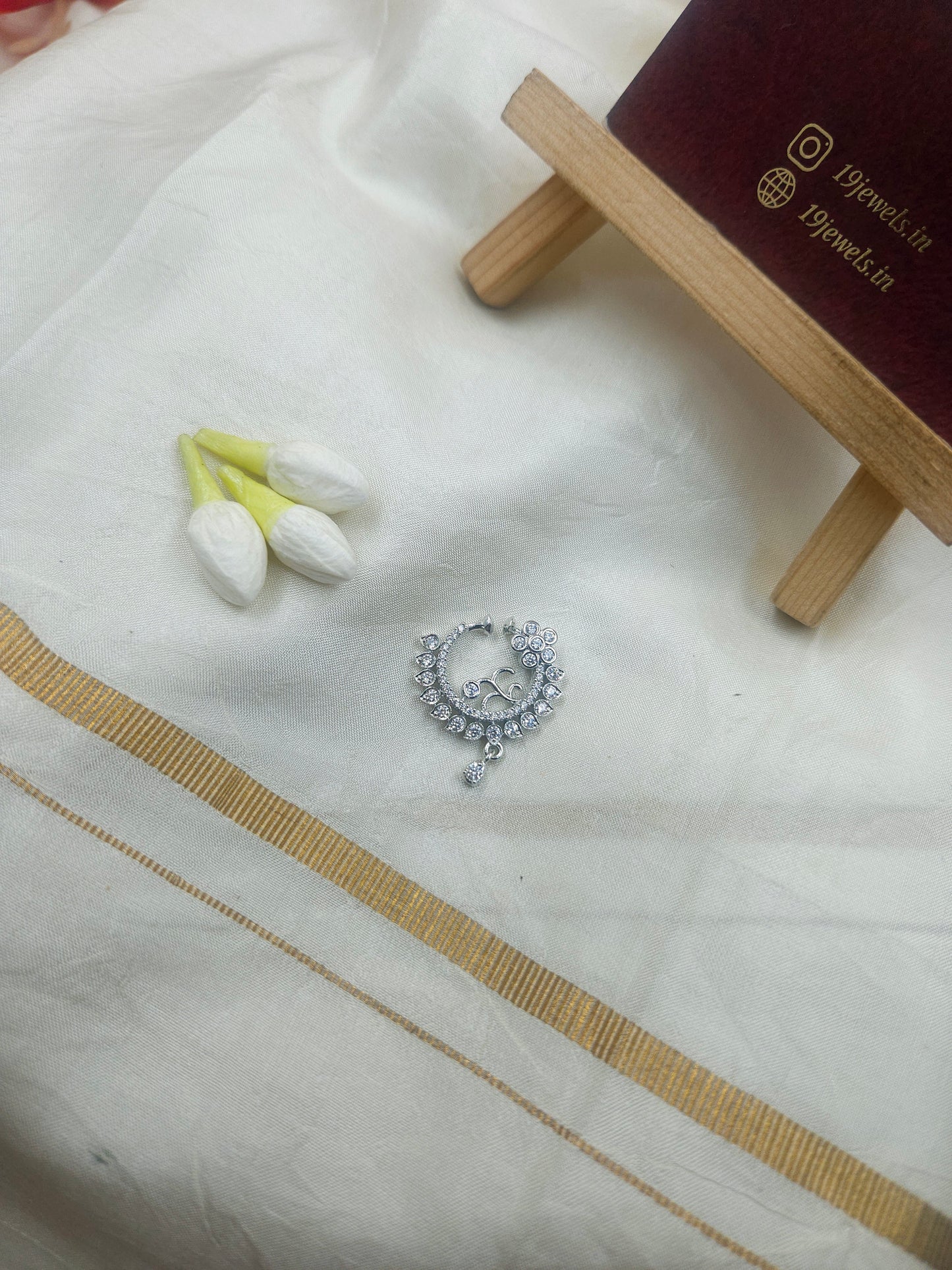 Premium left press nose pin 117