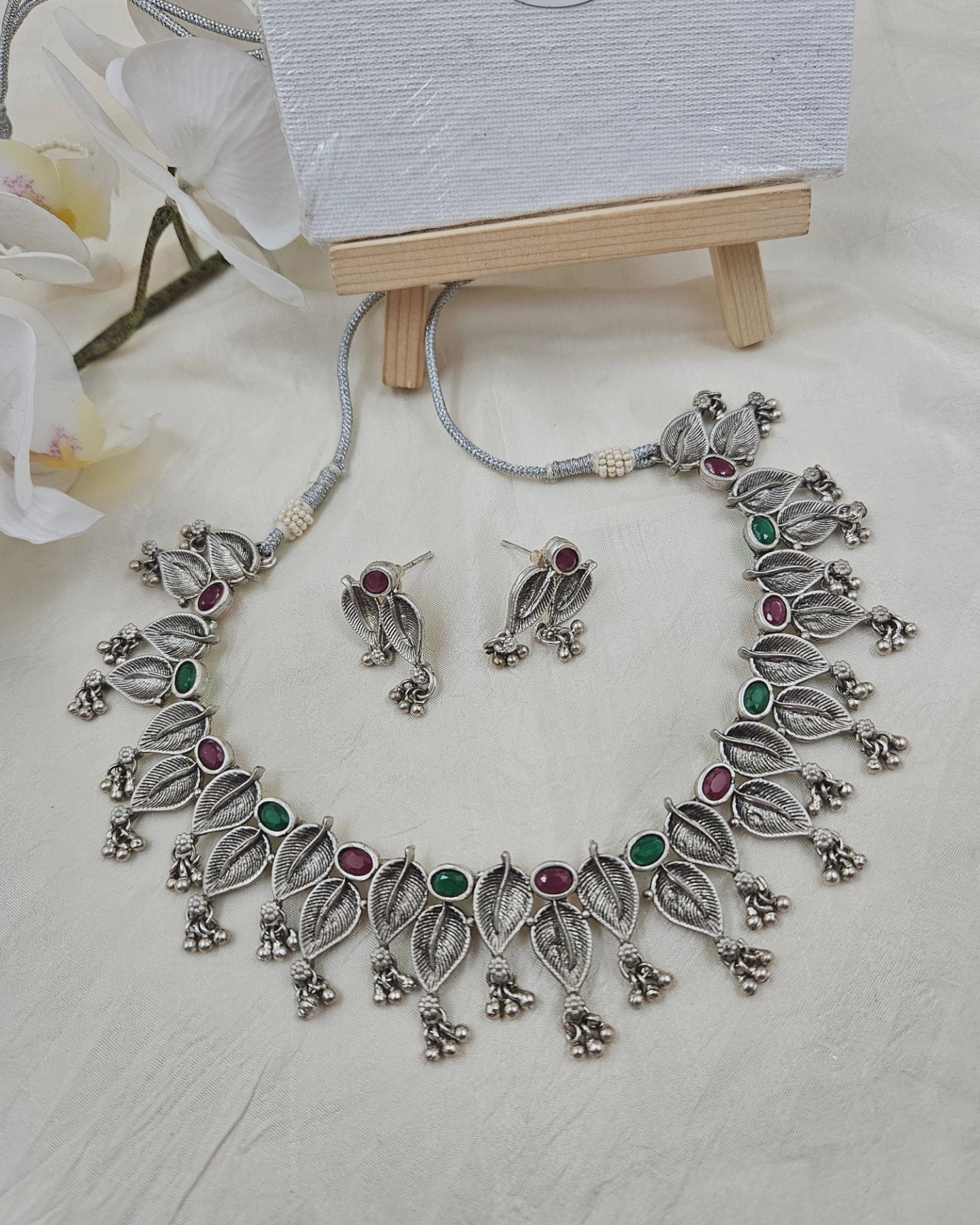 Silver leafy necklace set Ge011