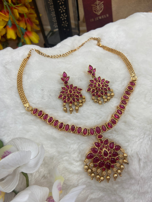 Ruby necklace N661