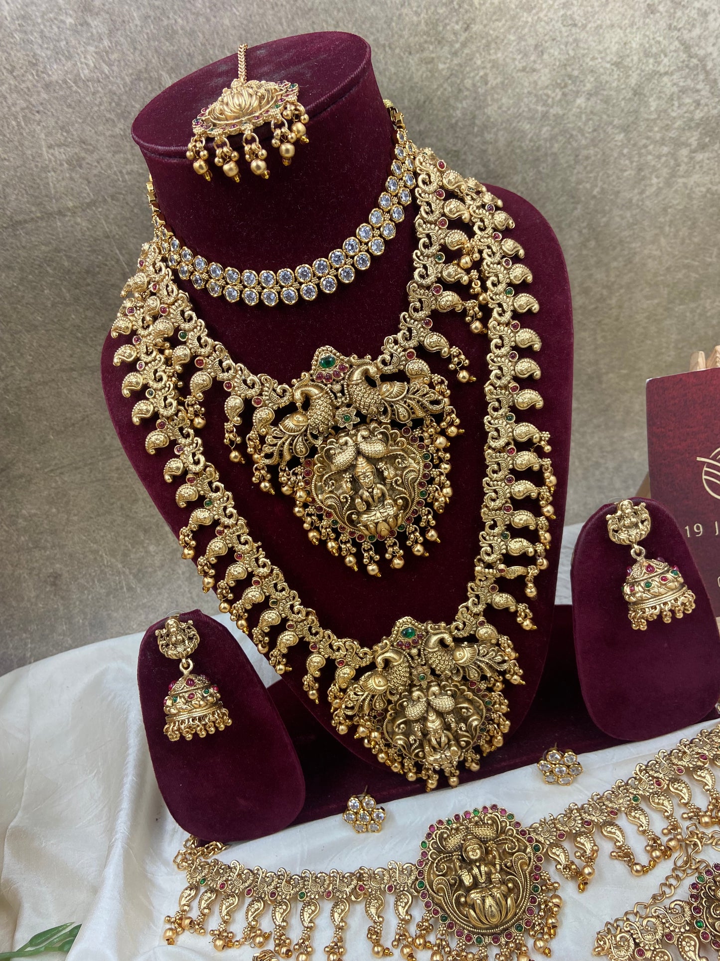 Antique full bridal jewellery Br169