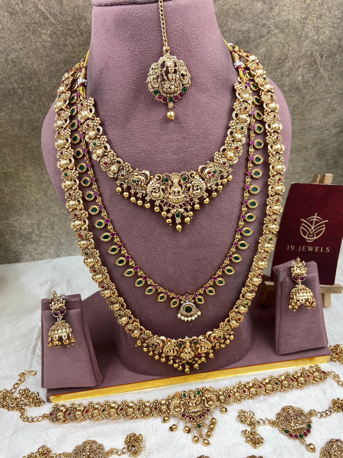 Full bridal jewellery Br237