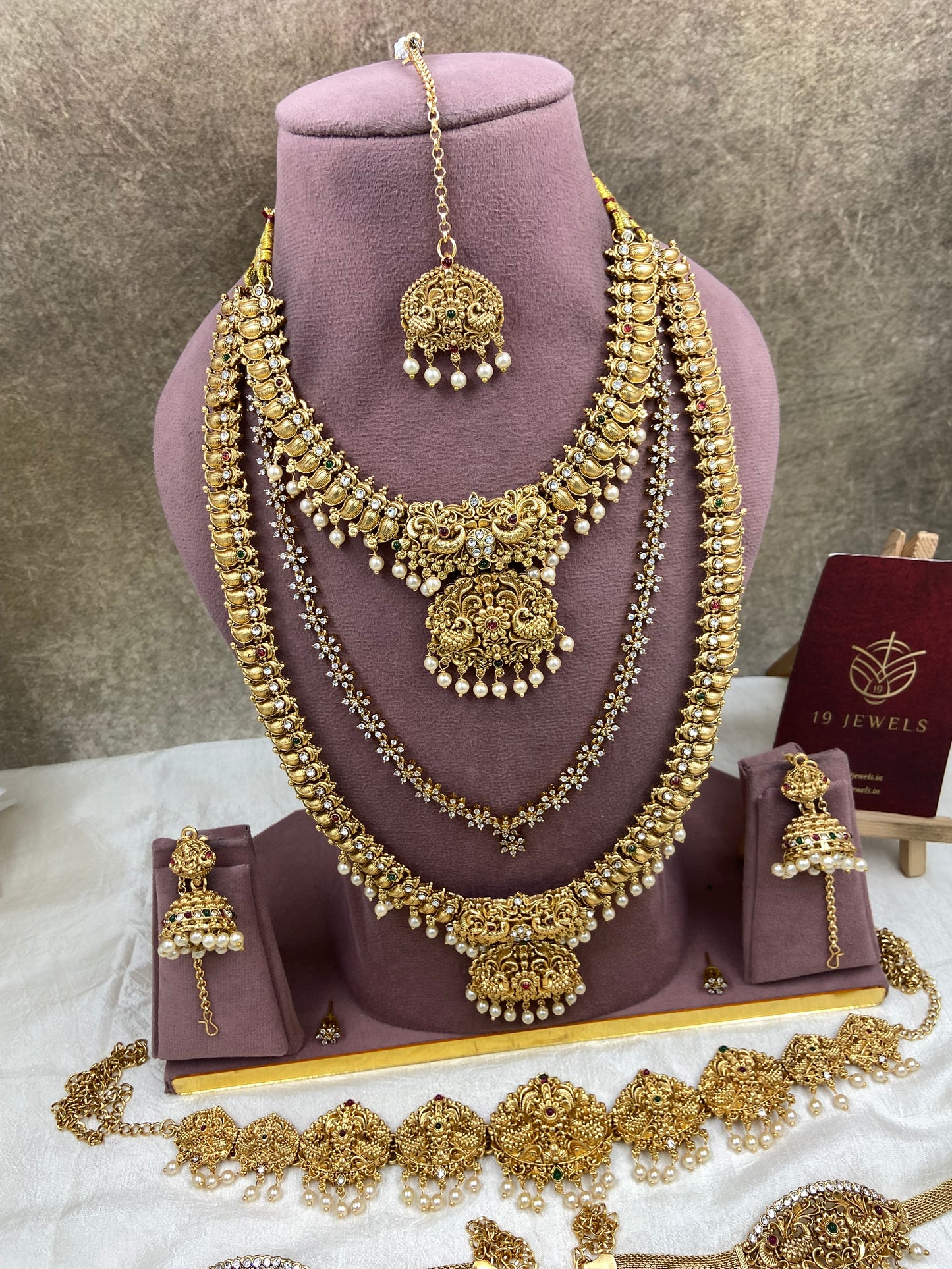 Non idol full bridal jewellery Br239