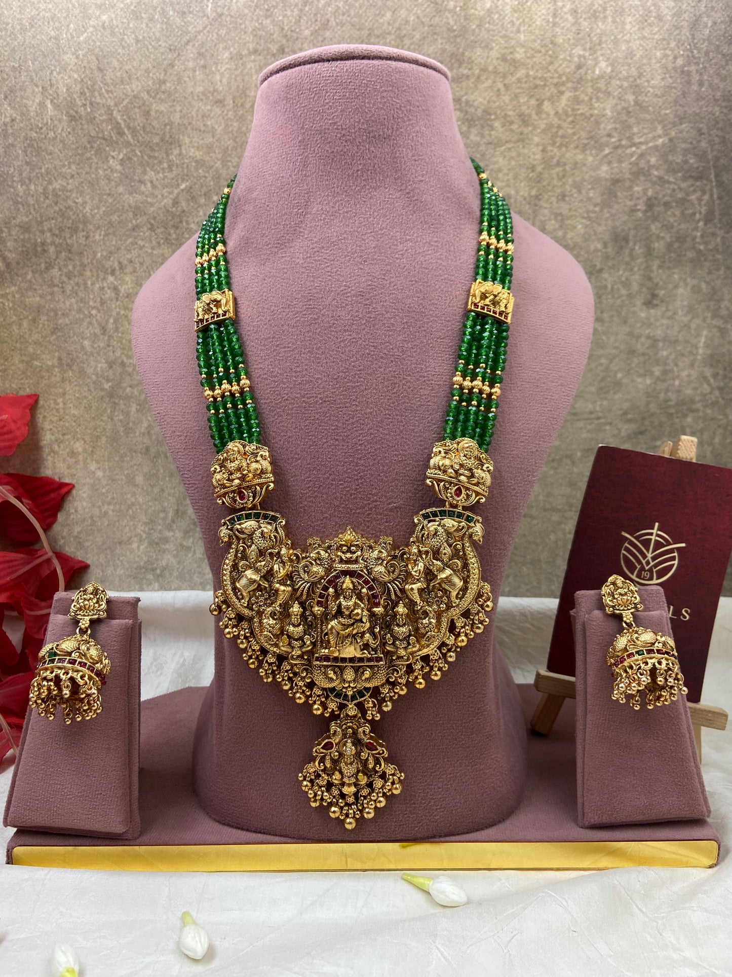 Long green beaded Lakshmi locket haram N1063