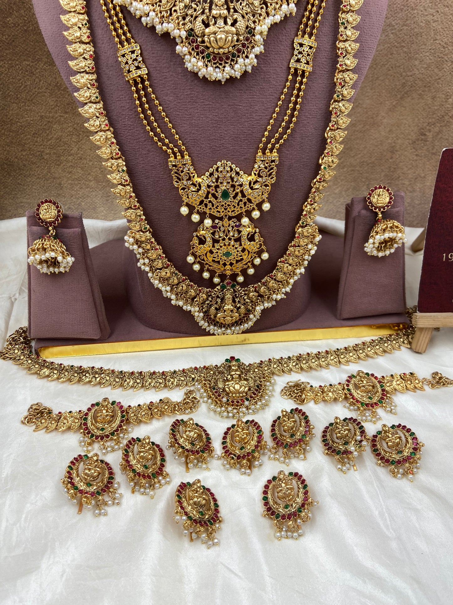 Full bridal jewellery Br279