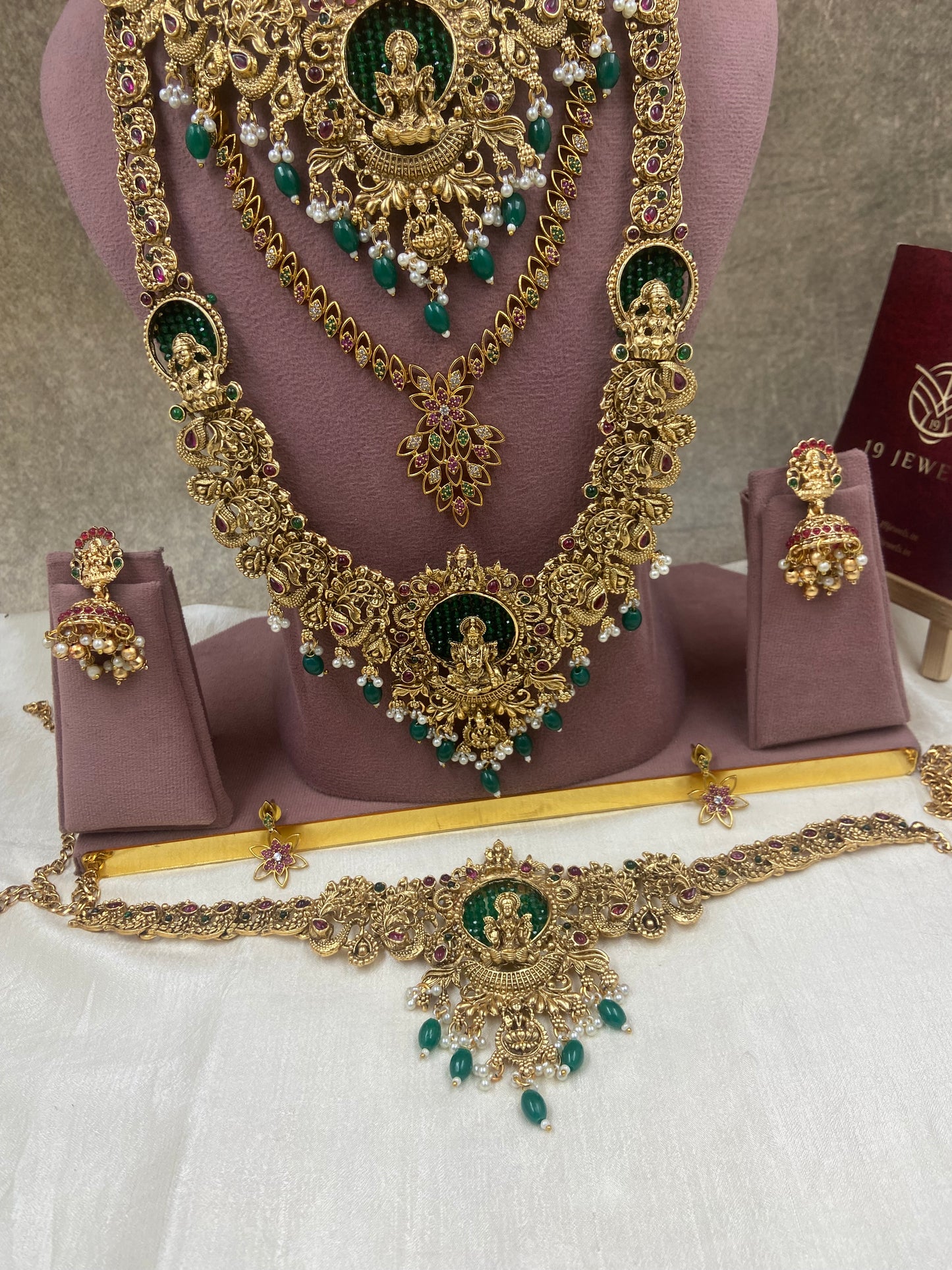 Green beaded semi bridal jewellery Sb621