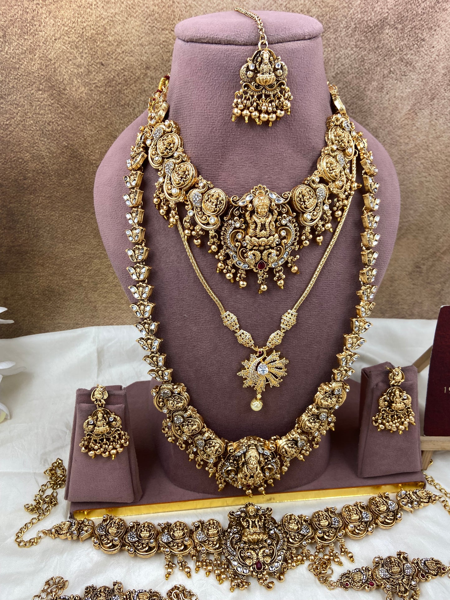 Full bridal jewellery Br289