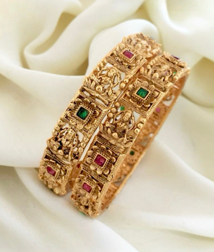Lakshmi box type bangles Bn042
